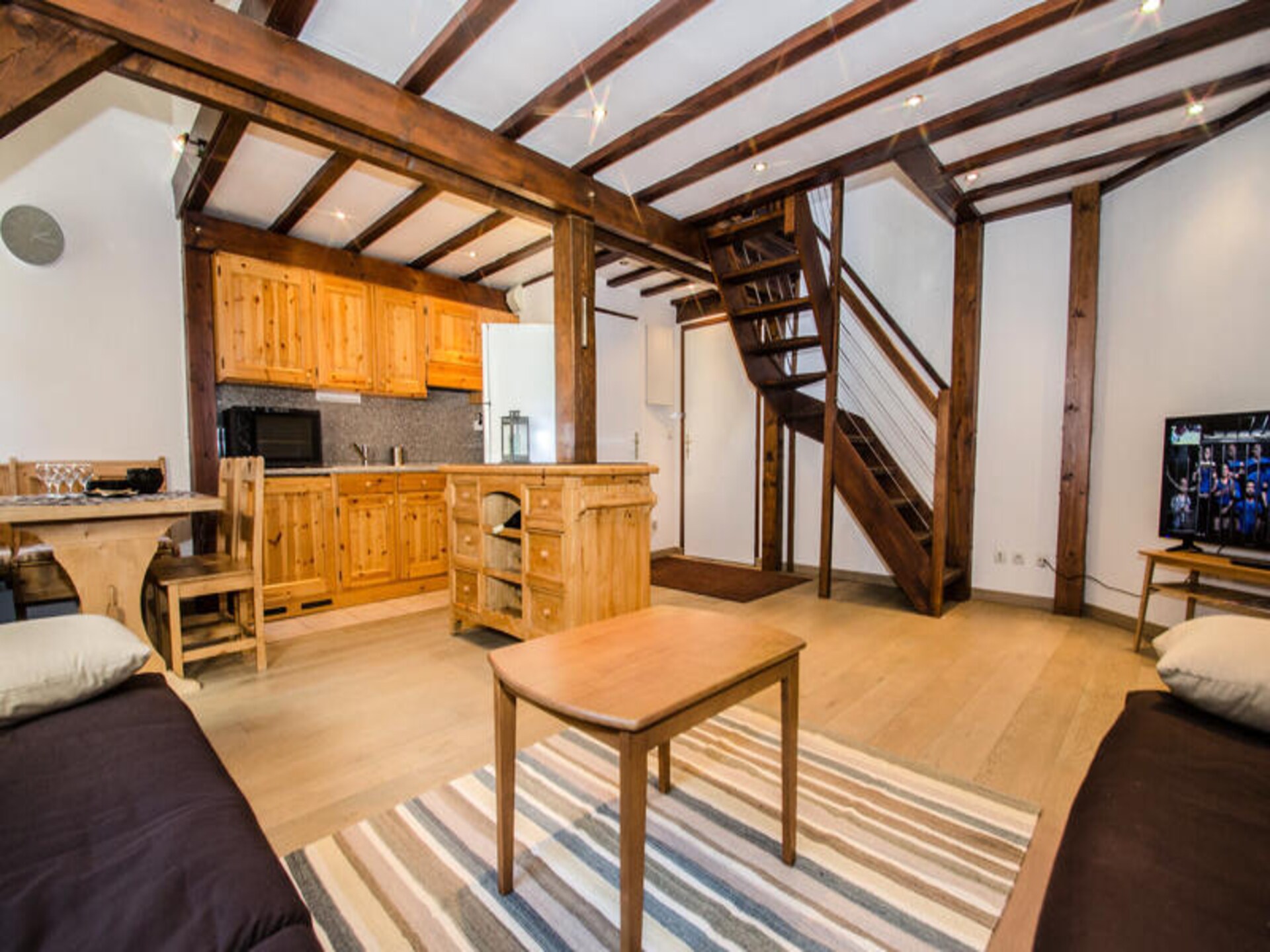 Ruim duplexappartement op 86m van bushalte in Chamonix - foto 3