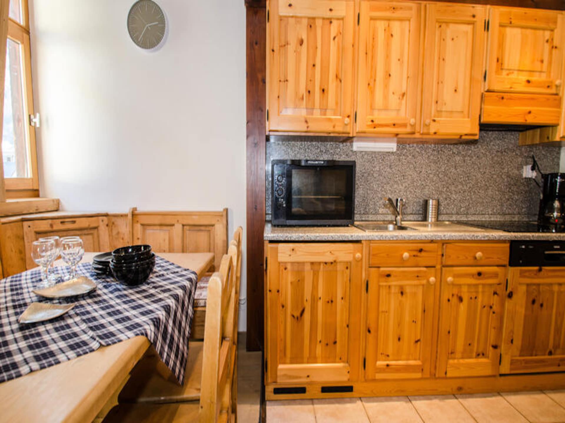 Ruim duplexappartement op 86m van bushalte in Chamonix - foto 11
