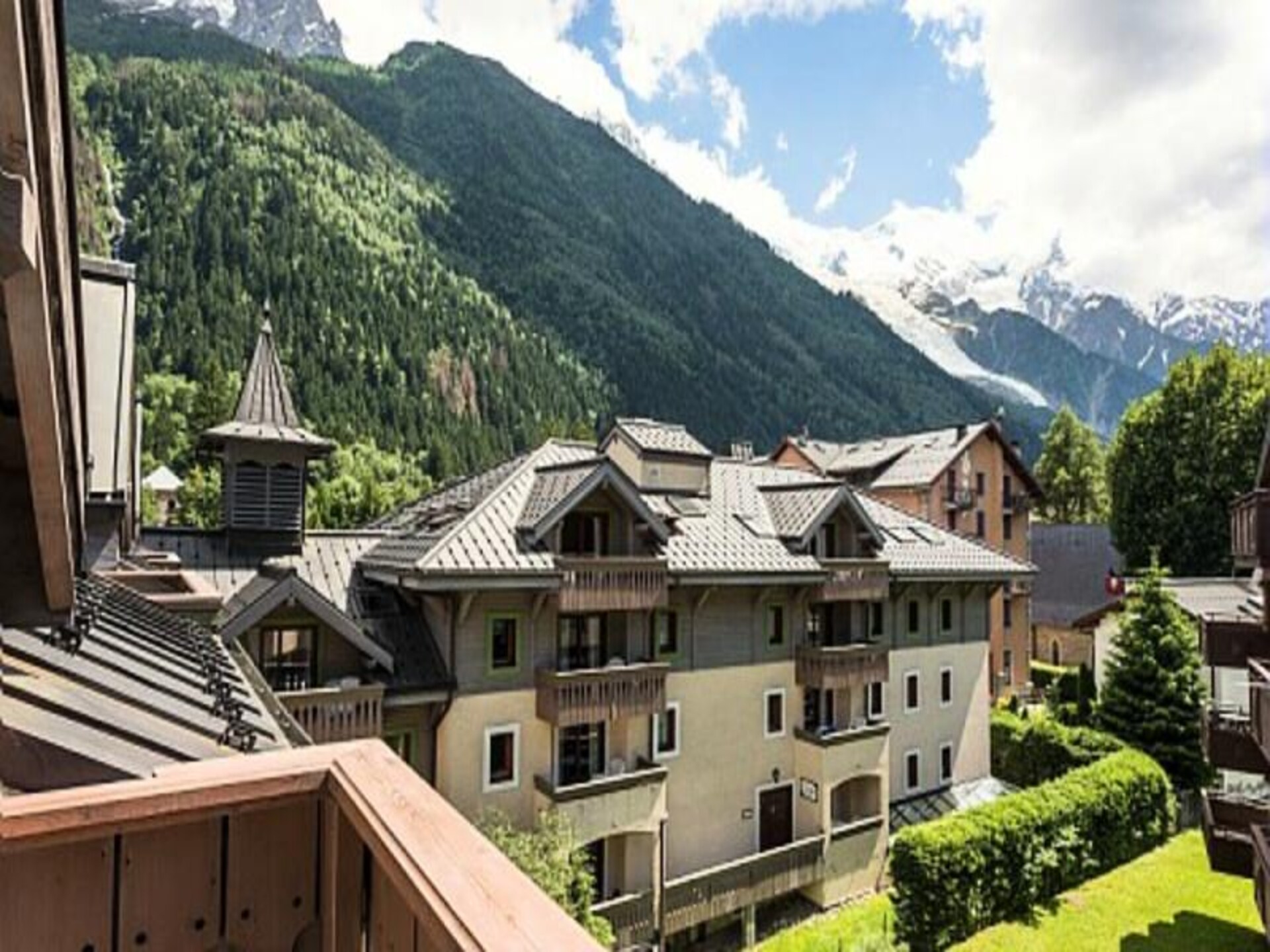 Ruim 3-slaapkamerappartement met zwembad in het hart van Chamonix - foto 7