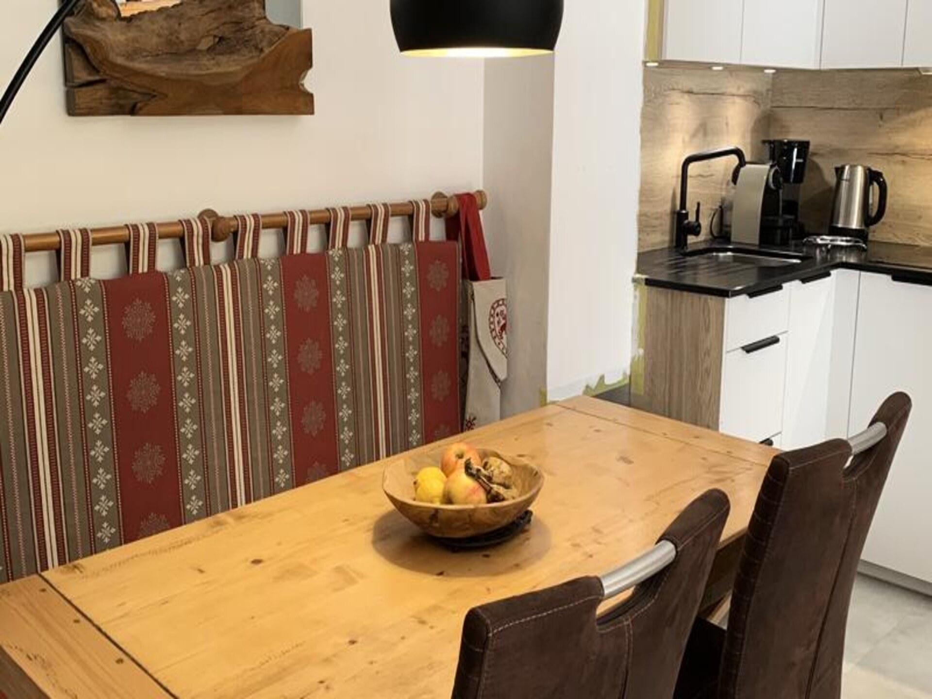 Luxe 4-sterren appartement met zwembad & Mont-Blanc uitzicht in centrum Chamonix - foto 14