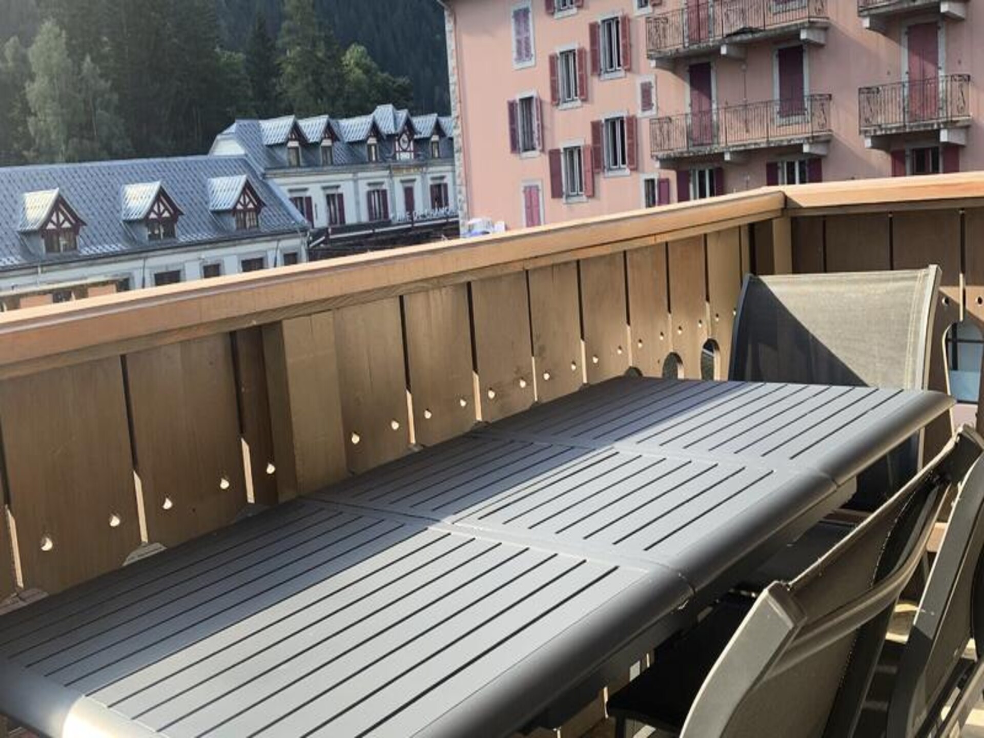 Luxe 4-sterren appartement met zwembad & Mont-Blanc uitzicht in centrum Chamonix - foto 20