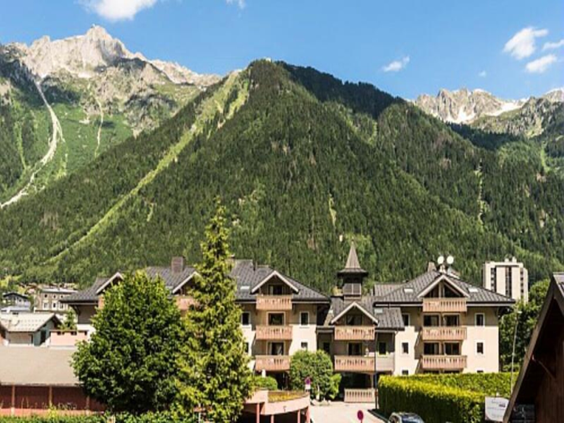 4-sterren appartement in het hart van Chamonix met uitzicht op de Mont-Blanc - foto 1