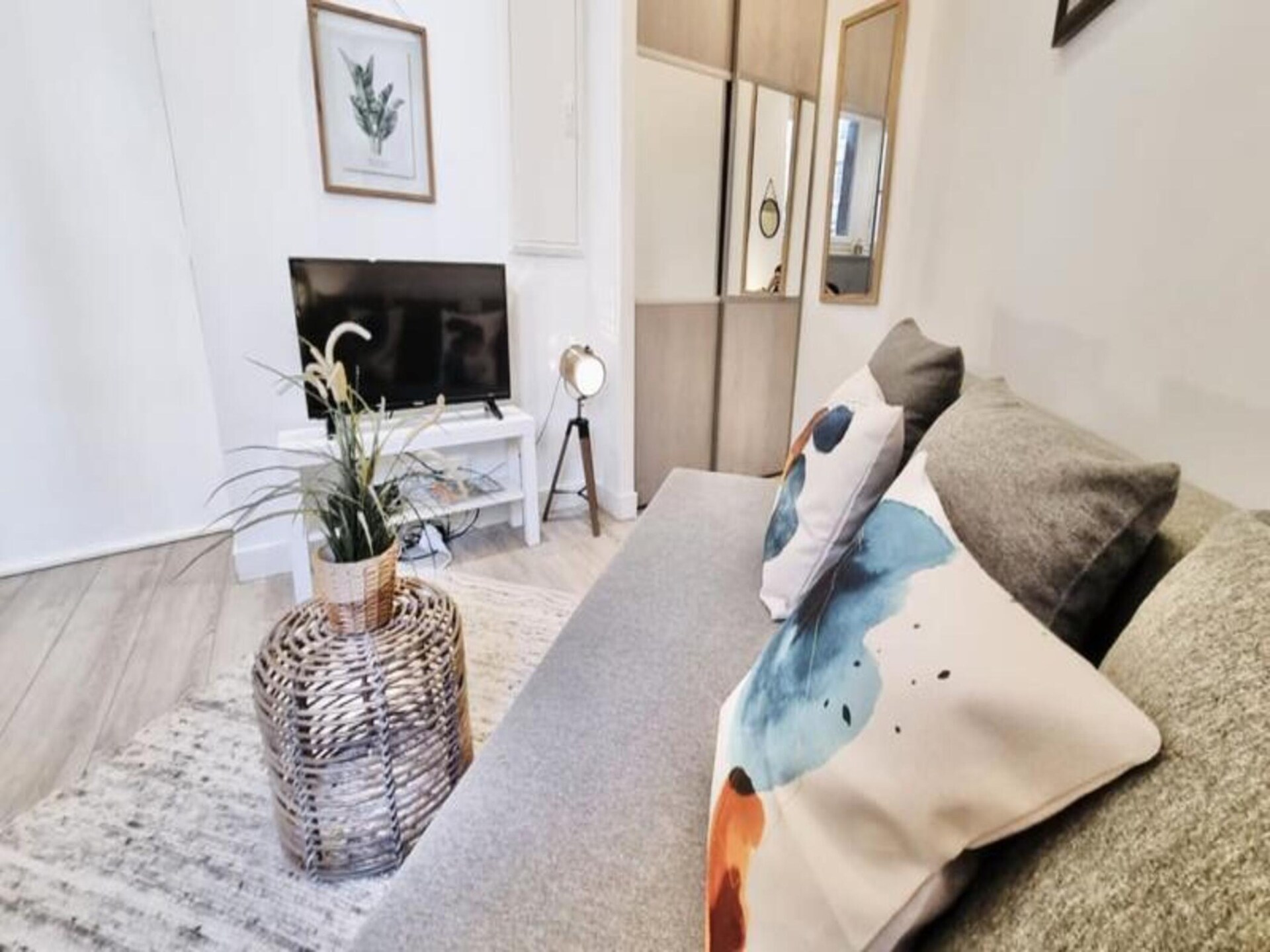 Licht studio-appartement in hartje Grenoble met uitzicht op de bergen - foto 11