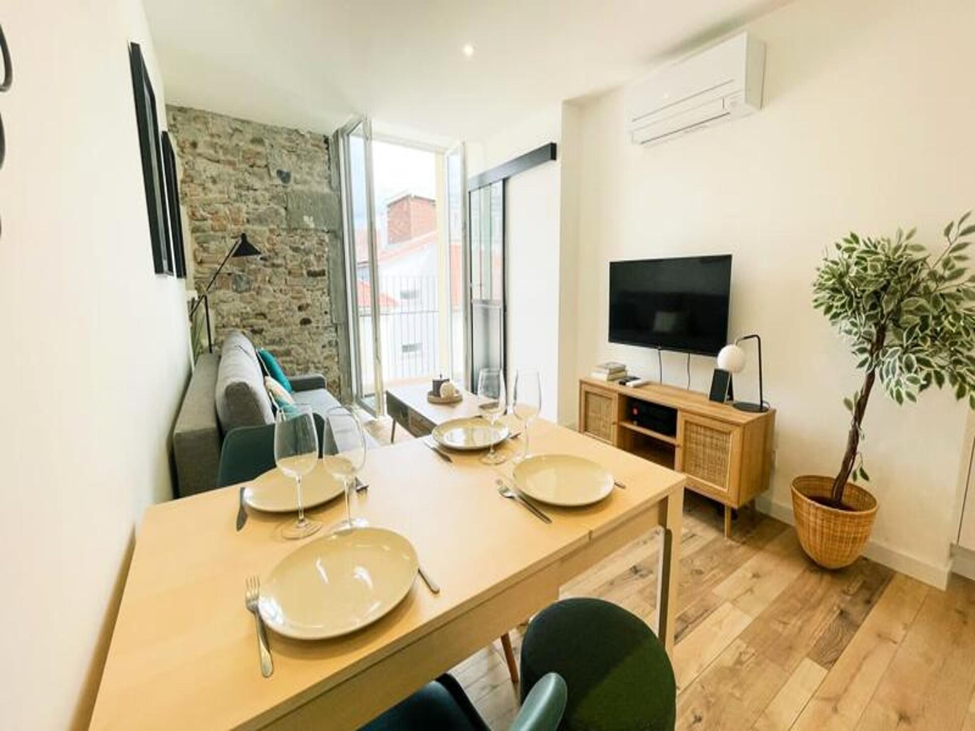 Licht T2-appartement met airco in voetgangersgebied Grenoble - foto 31