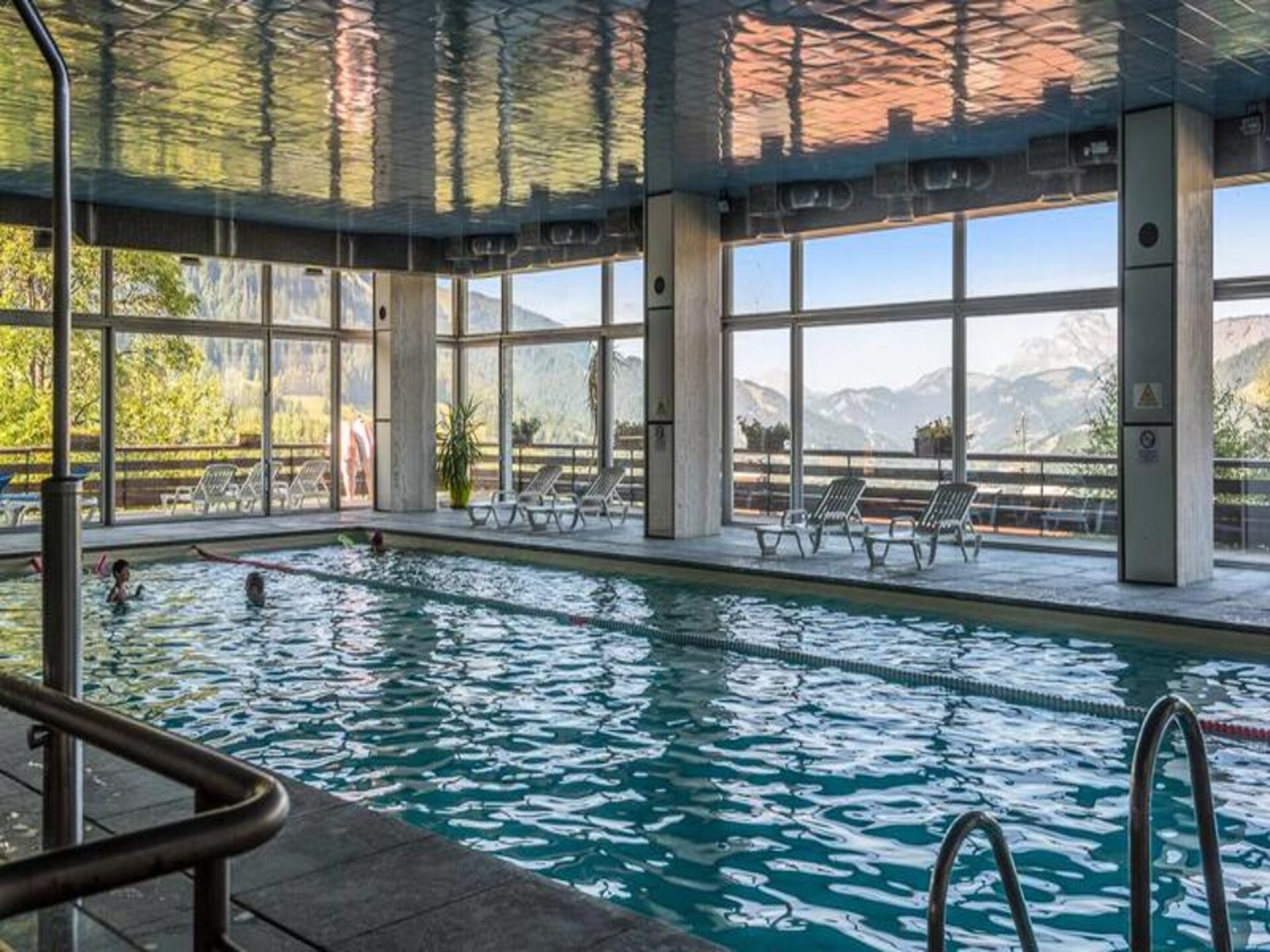 Ruim familiechalet voor 8 personen bij Megève met zwembad en sauna - foto 2
