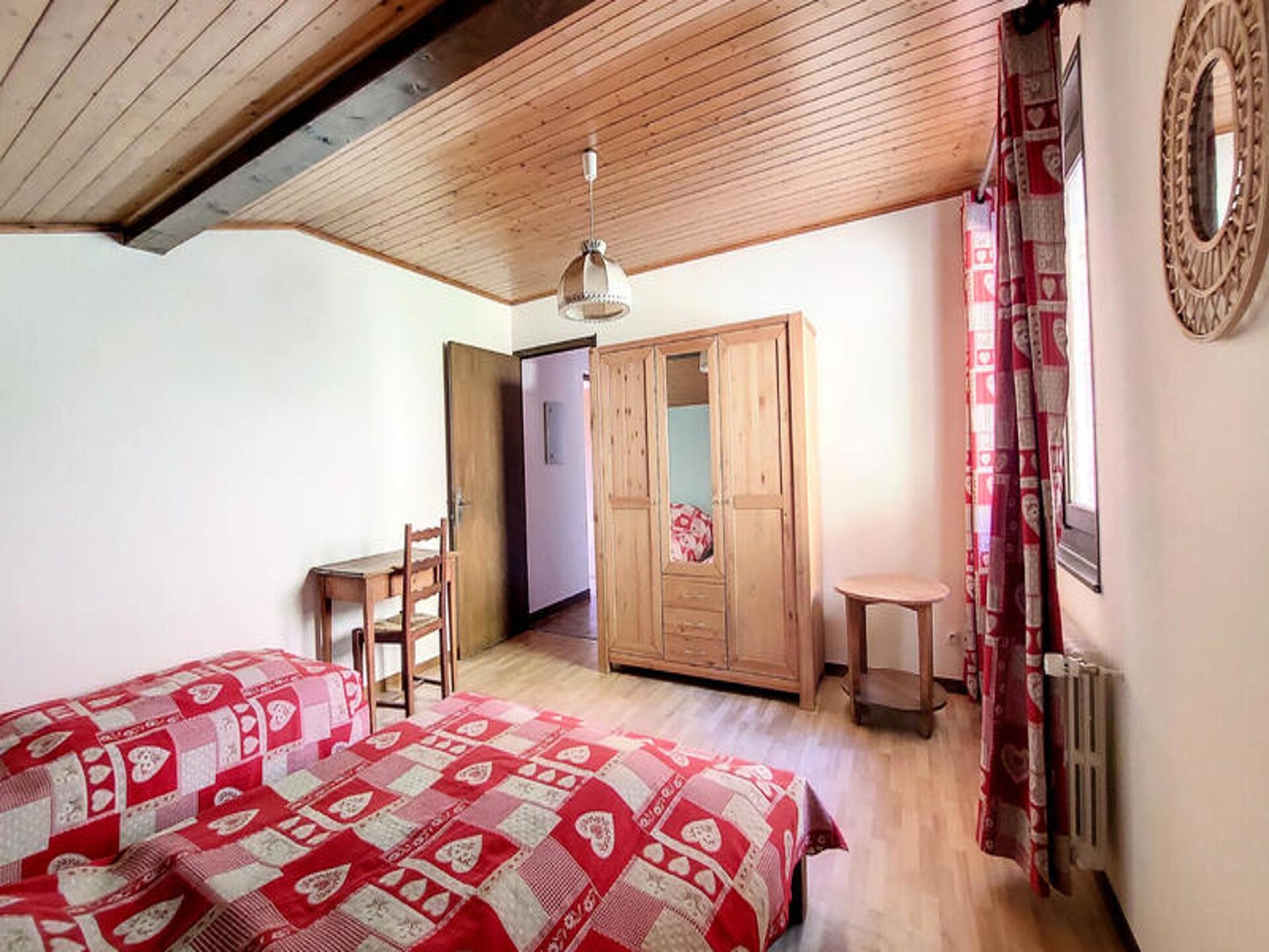 Ruim 9-persoons appartement met balkon en uitzicht op Morzine - foto 4