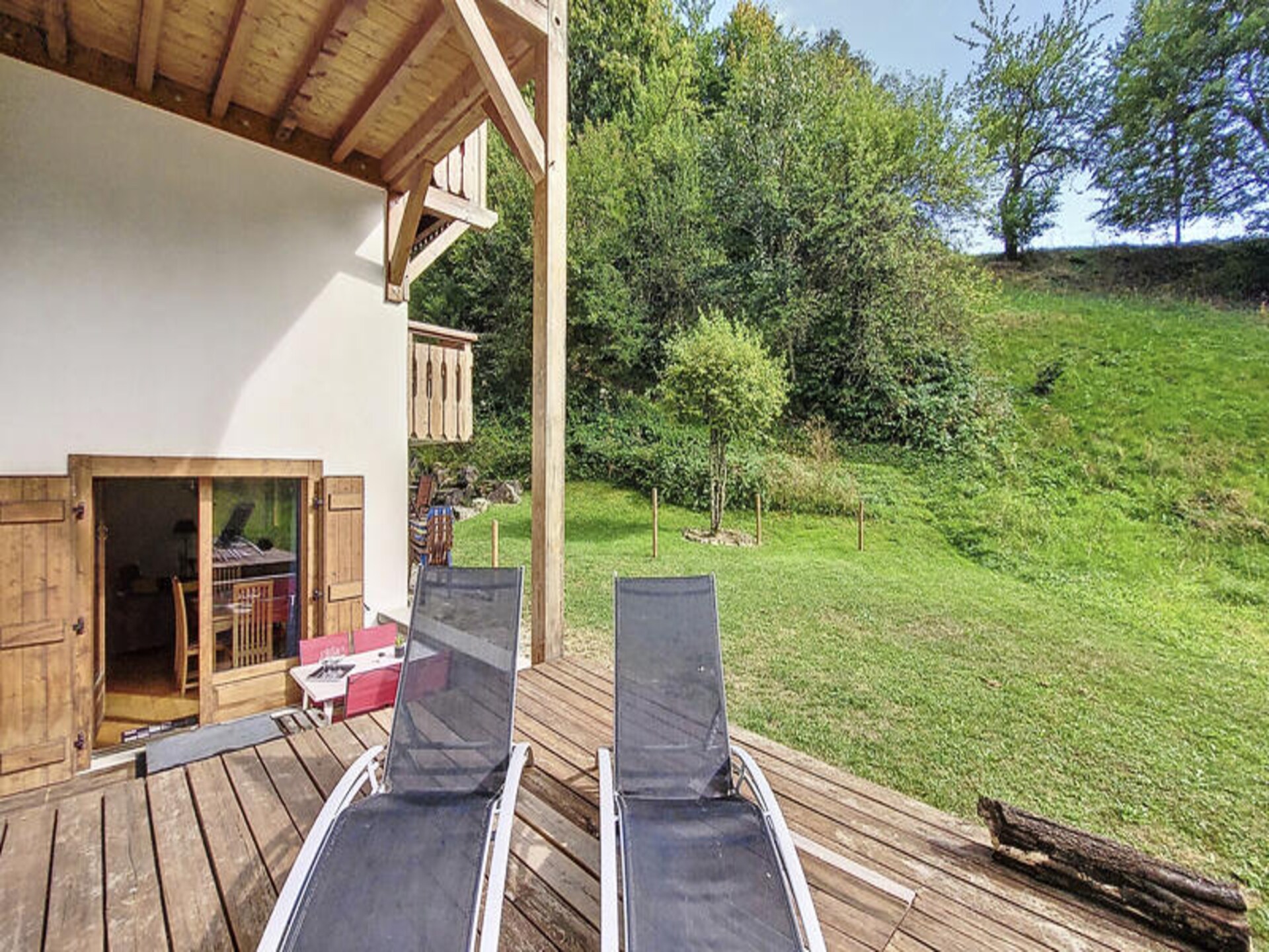 Ruim 5-persoons appartement met tuin nabij Morzine en skishuttle - foto 12