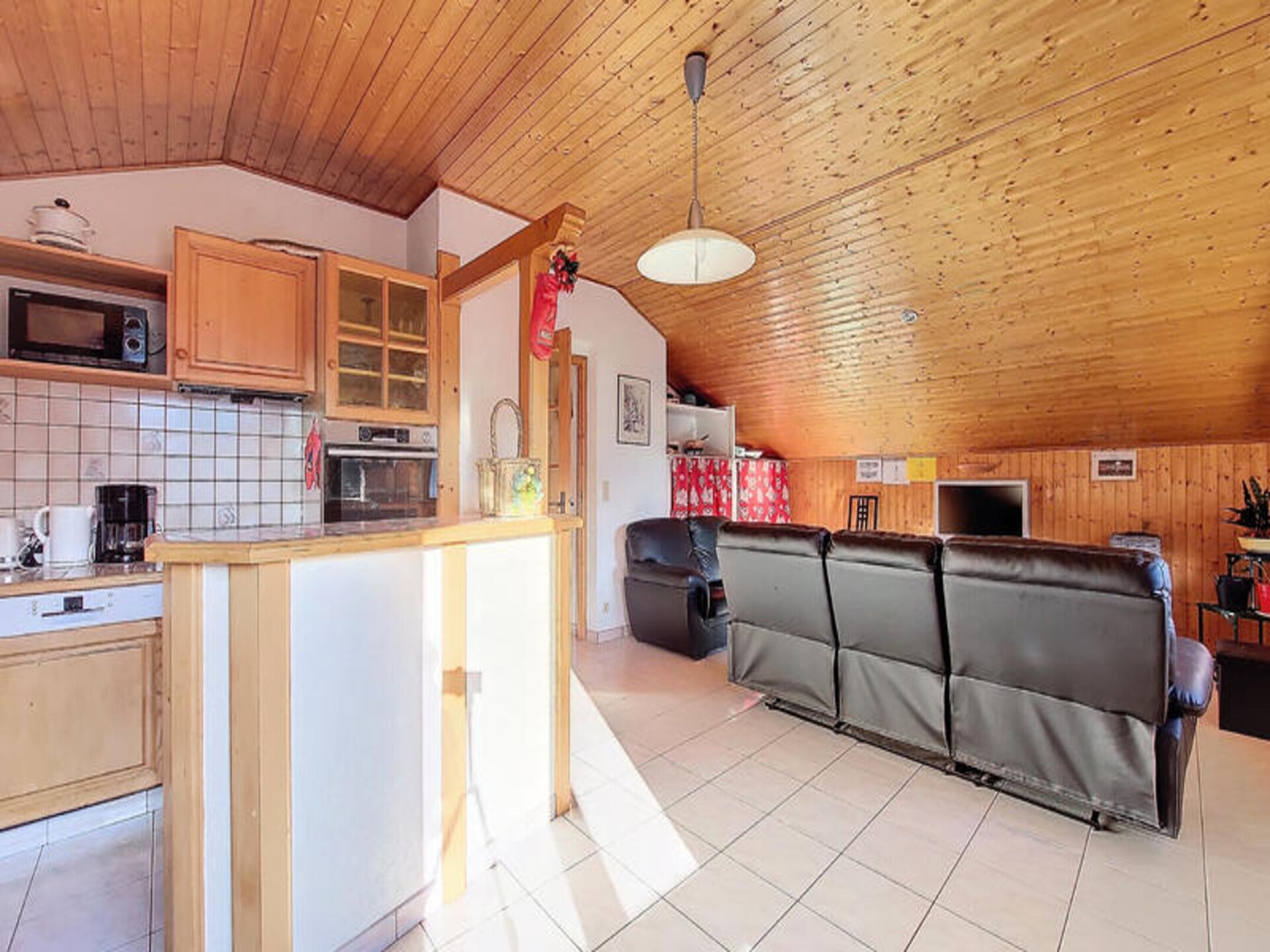 Ruim appartement met bergzicht op de bovenste verdieping in Saint Jean d'Aulps - foto 12