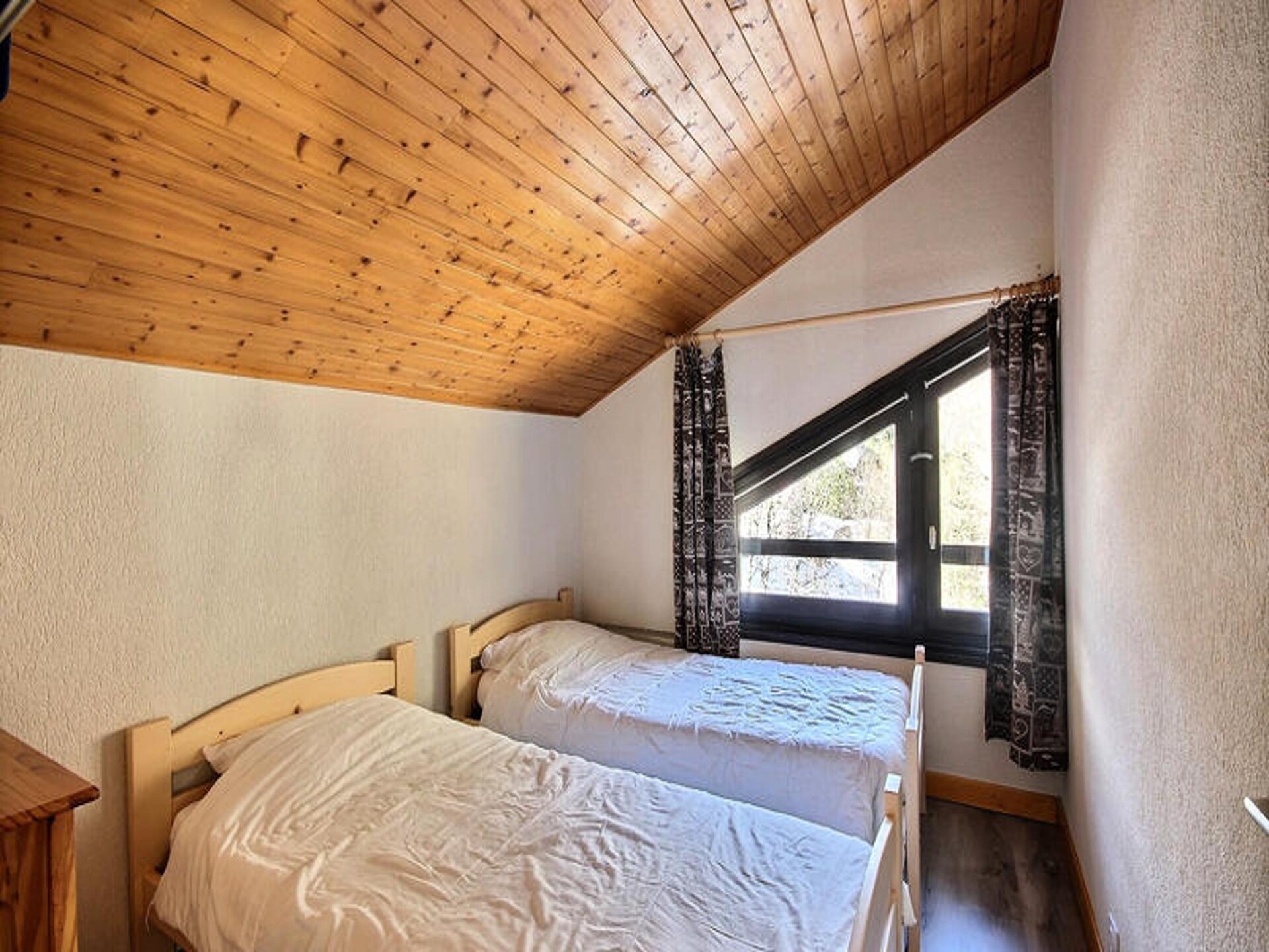 Ruim duplex appartement voor 9 personen in het hart van Saint Jean d'Aulps - foto 15