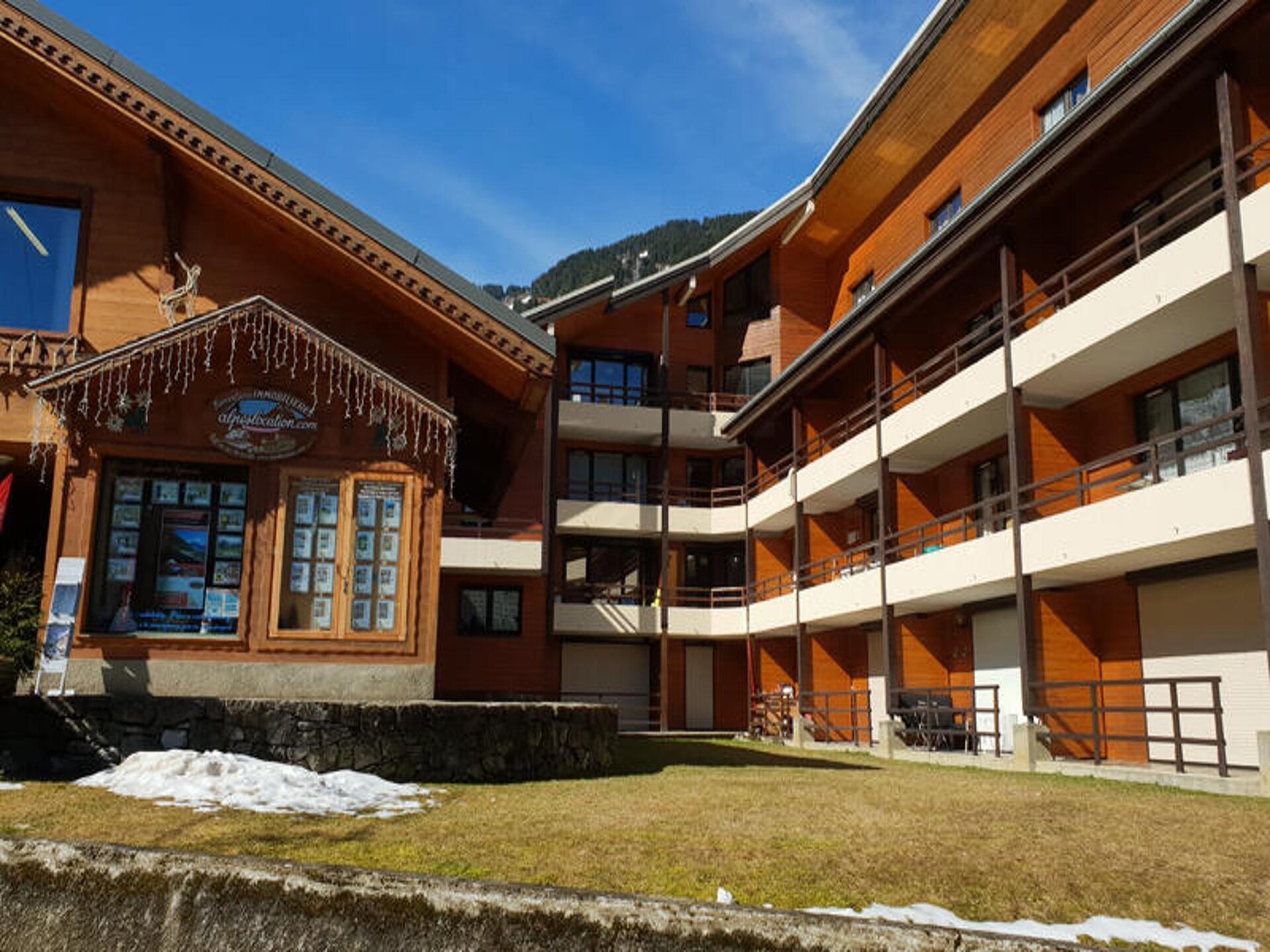 Ruim duplex appartement voor 9 personen in het hart van Saint Jean d'Aulps - foto 31