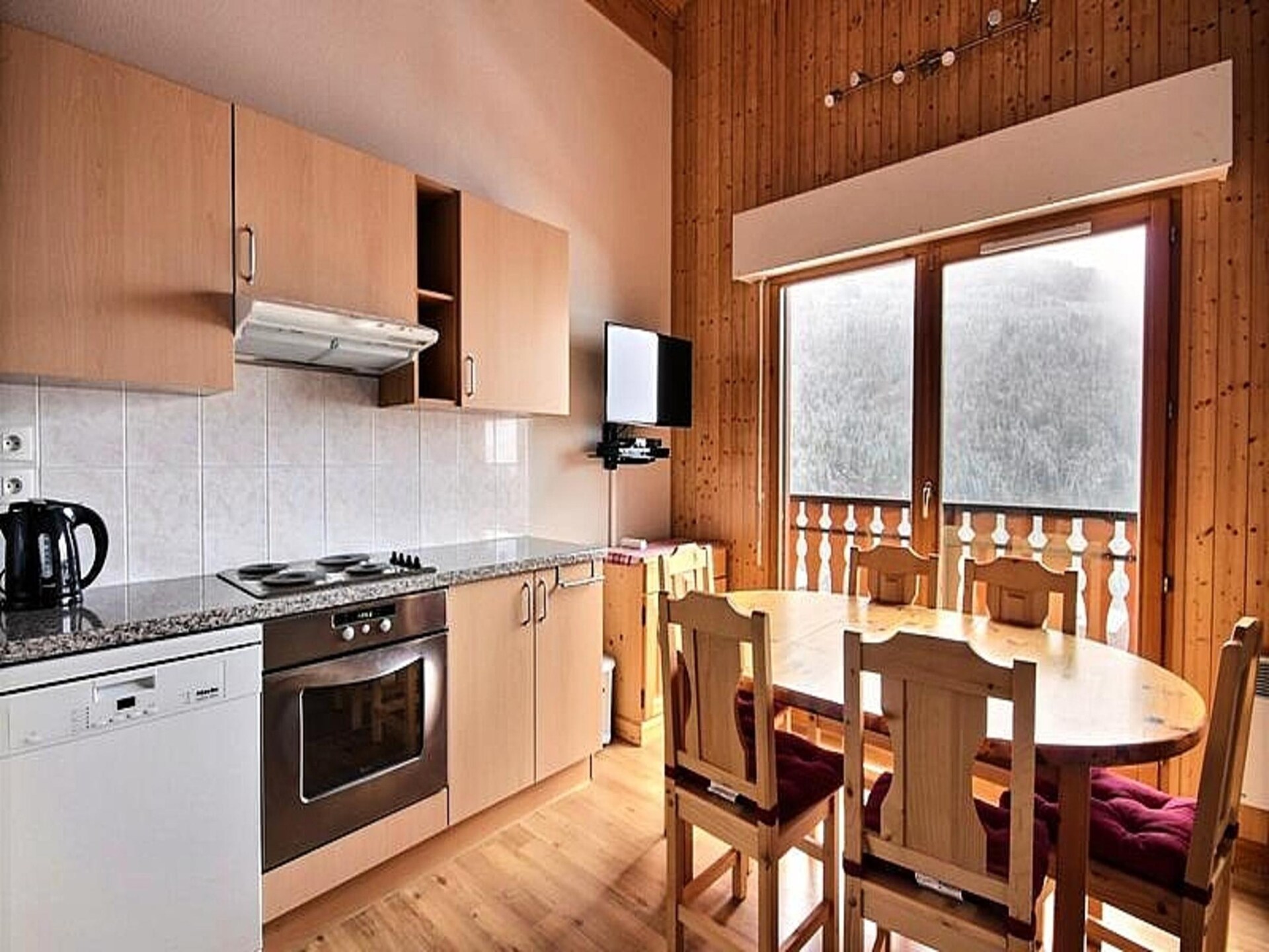 Ruim 8-persoons appartement met balkon en zicht op de skipistes in Saint Jean d'Aulps - foto 14