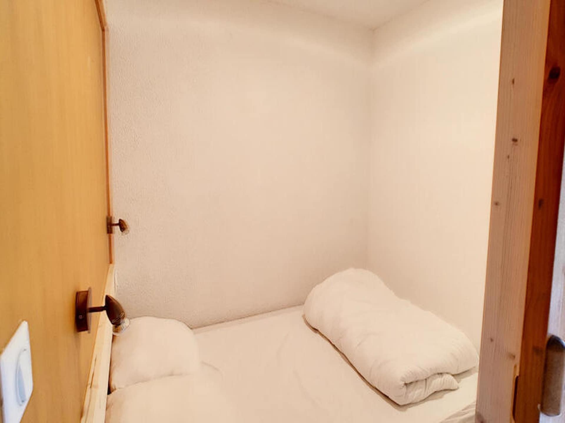Knusse studio voor 4 bij de skilift in Saint Jean d'Aulps met zwembad - foto 13