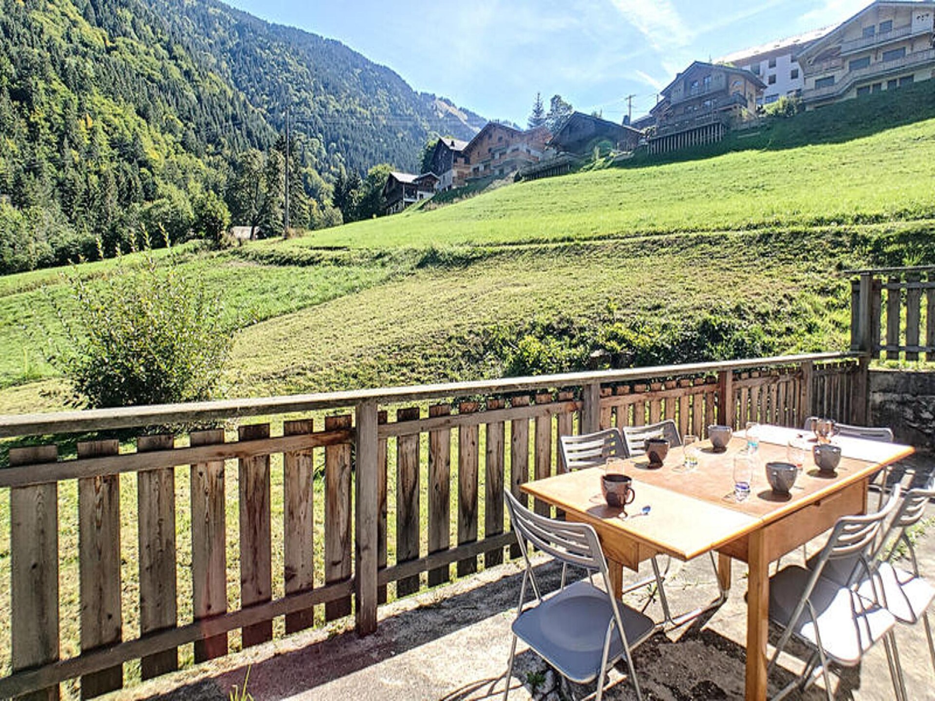 Rustiek appartement met panoramisch terras nabij de pistes van Saint Jean d'Aulps - foto 32