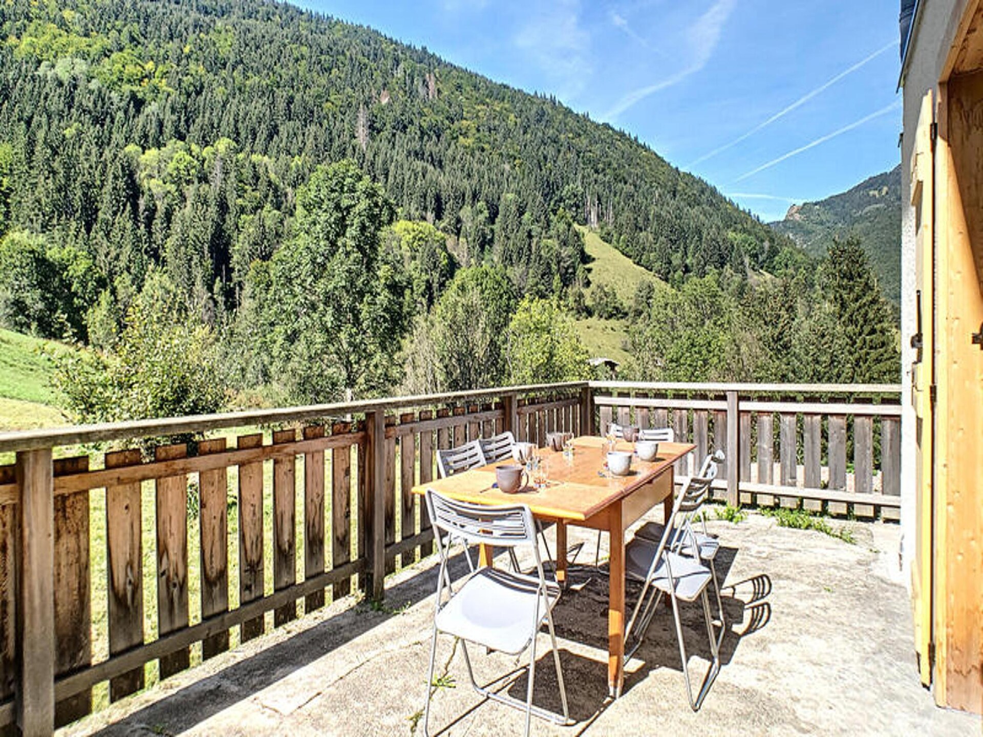 Rustiek appartement met panoramisch terras nabij de pistes van Saint Jean d'Aulps - foto 11