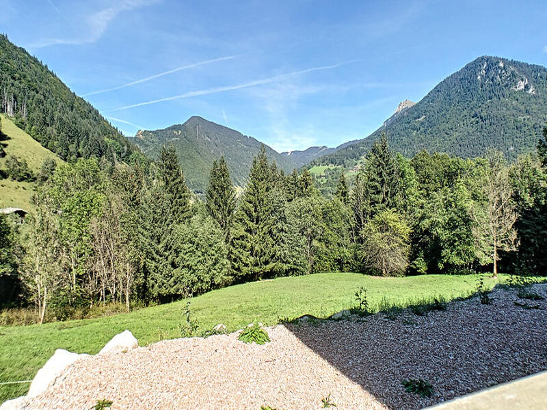 Rustiek appartement met panoramisch terras nabij de pistes van Saint Jean d'Aulps - foto 23