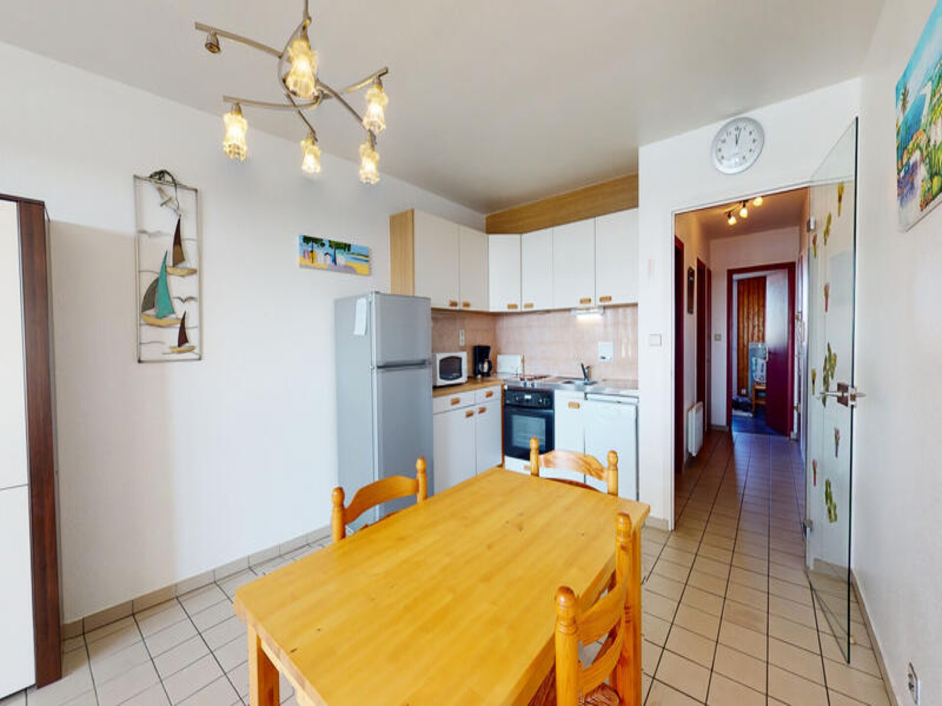 Licht appartement met havenzicht op 700m van strand in Saint-Gilles-Croix-de-Vie - foto 12