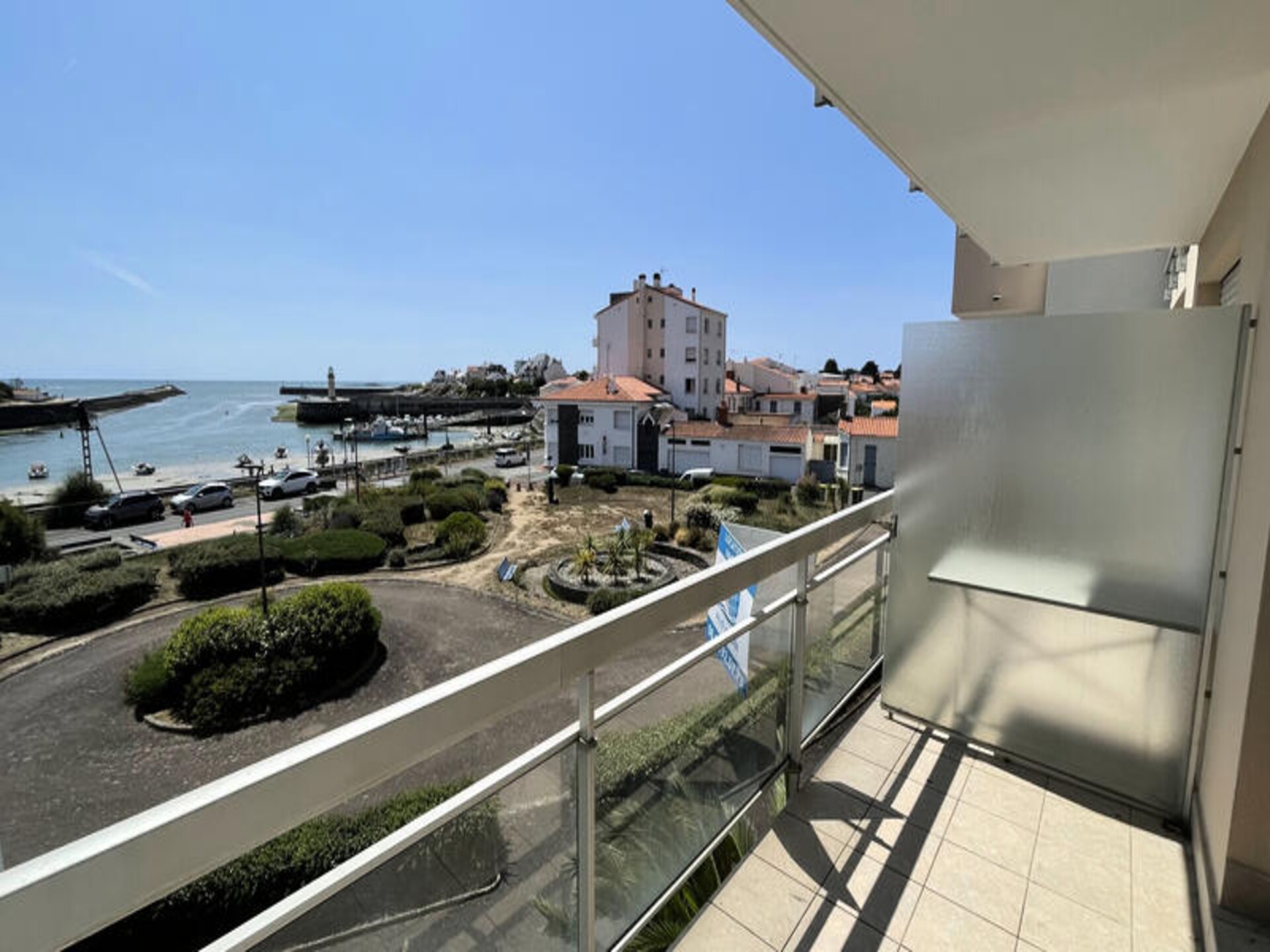 Licht appartement op 2e verdieping met balkon, garage en nabij strand Boisvinet - foto 21