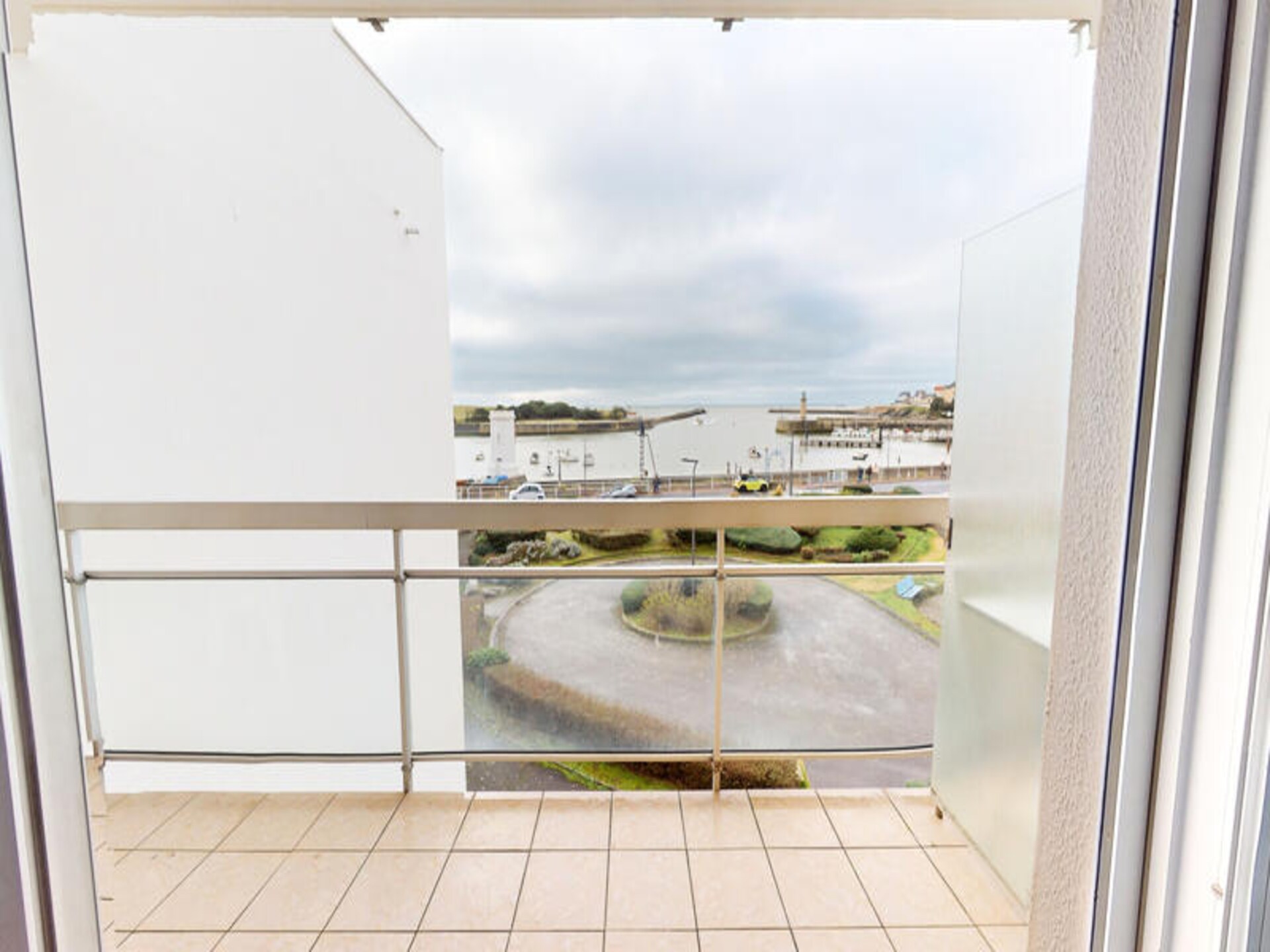 Licht appartement op 2e verdieping met balkon, garage en nabij strand Boisvinet - foto 25