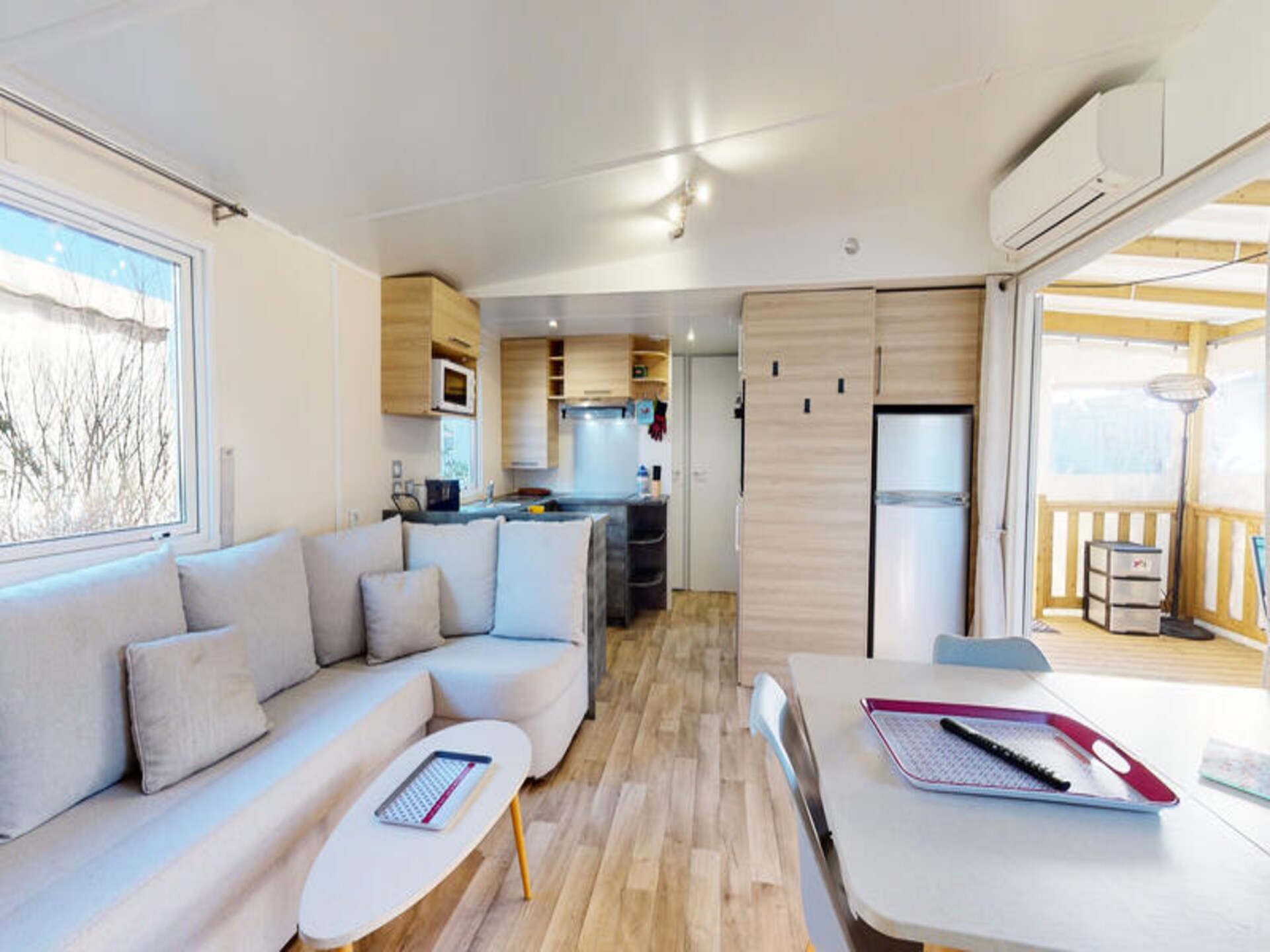 Luxe stacaravan voor 6 personen met zwembad, op 1,5 km van het strand - foto 21