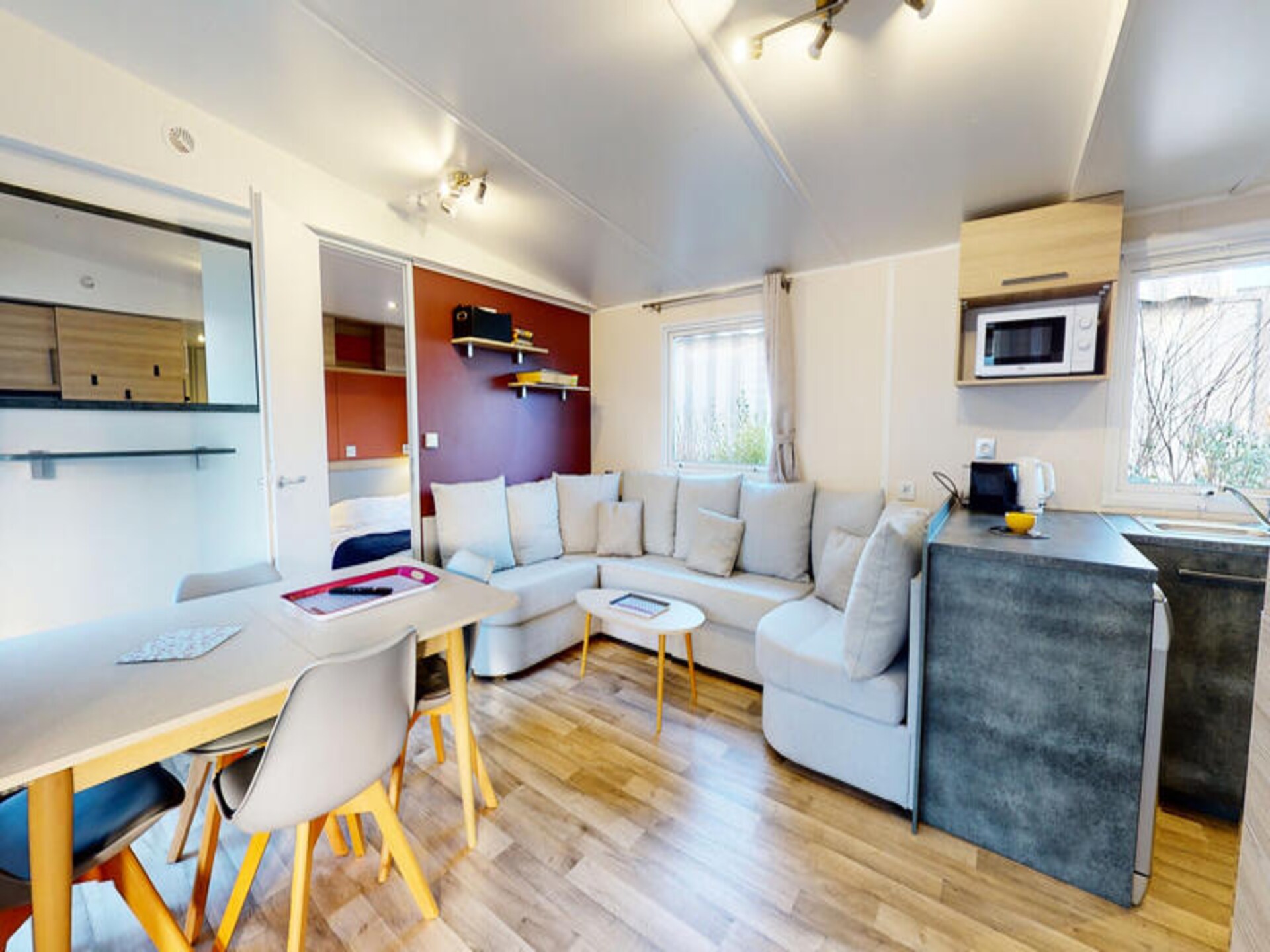 Luxe stacaravan voor 6 personen met zwembad, op 1,5 km van het strand - foto 34