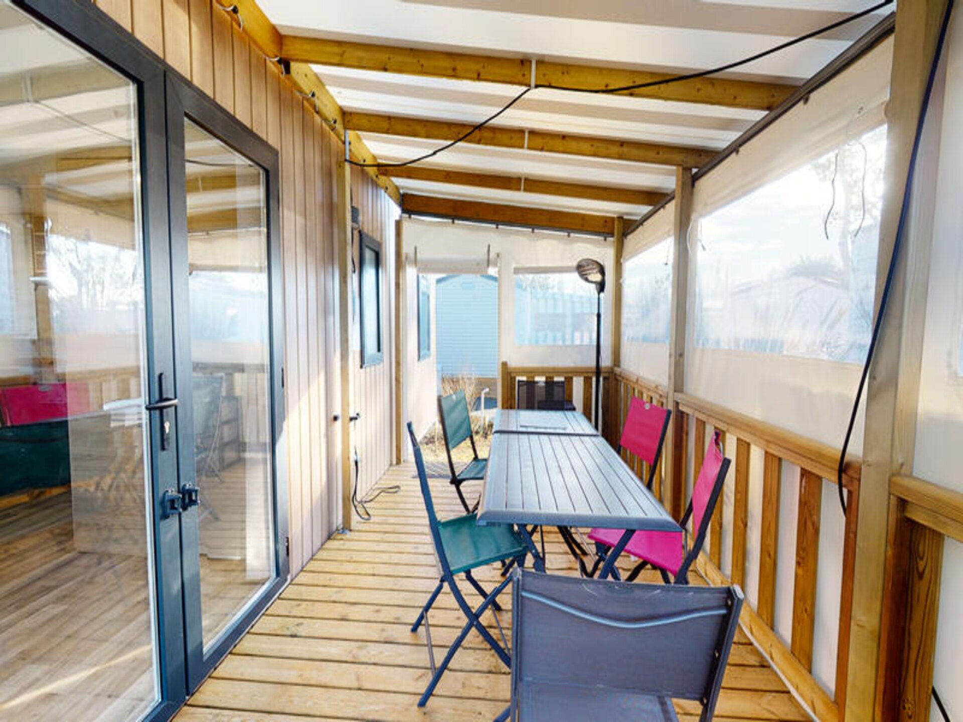 Luxe stacaravan voor 6 personen met zwembad, op 1,5 km van het strand - foto 39