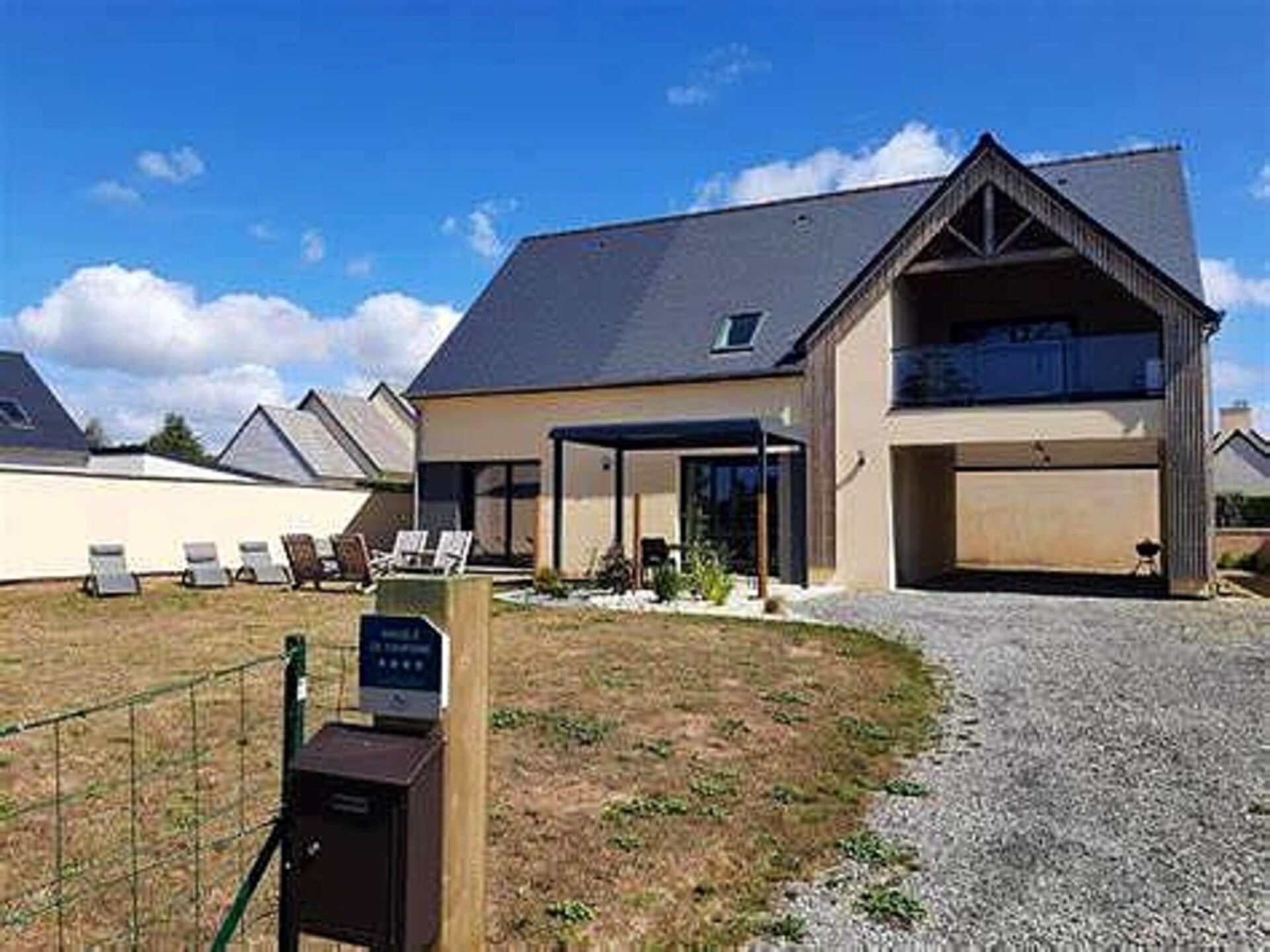 Ruim vakantiehuis met ommuurde tuin bij de Golf van Morbihan, Sarzeau - foto 32