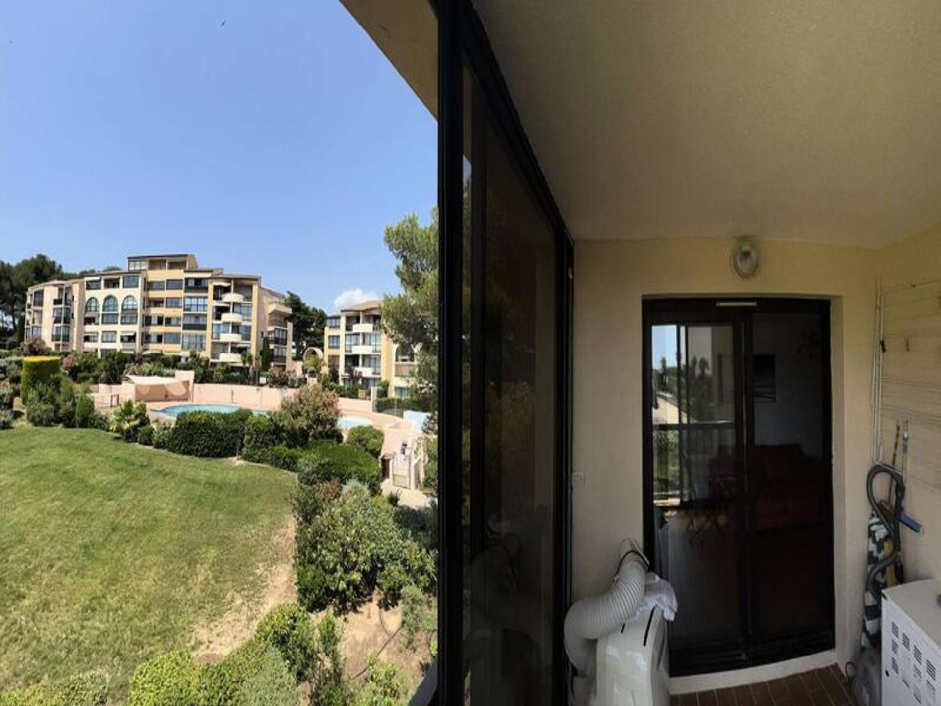 Appartement op 100m van zee met zwembad in Six Fours - foto 11