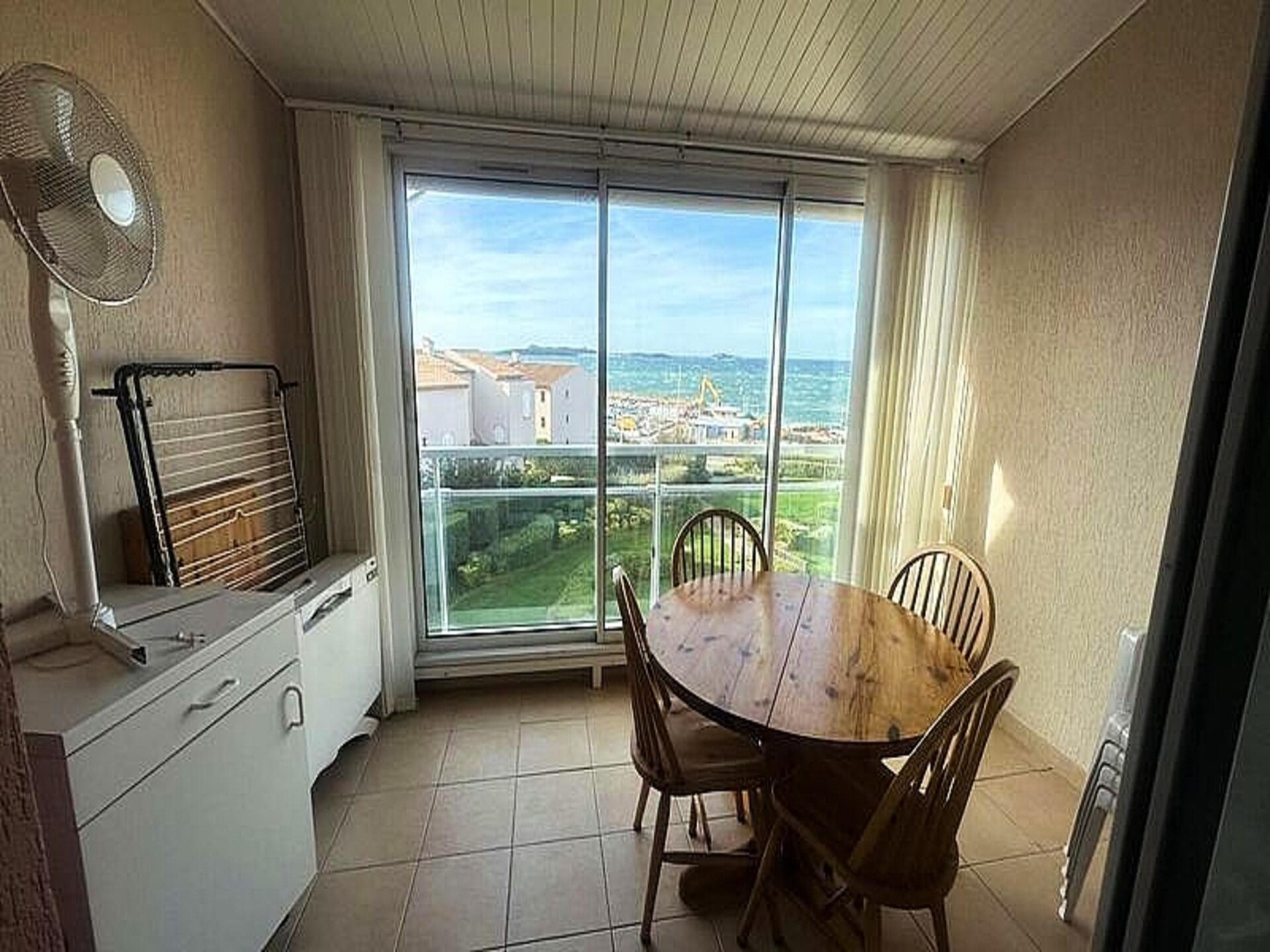 Appartement aan zee bij de haven van Coudoulière met zwembad - foto 11