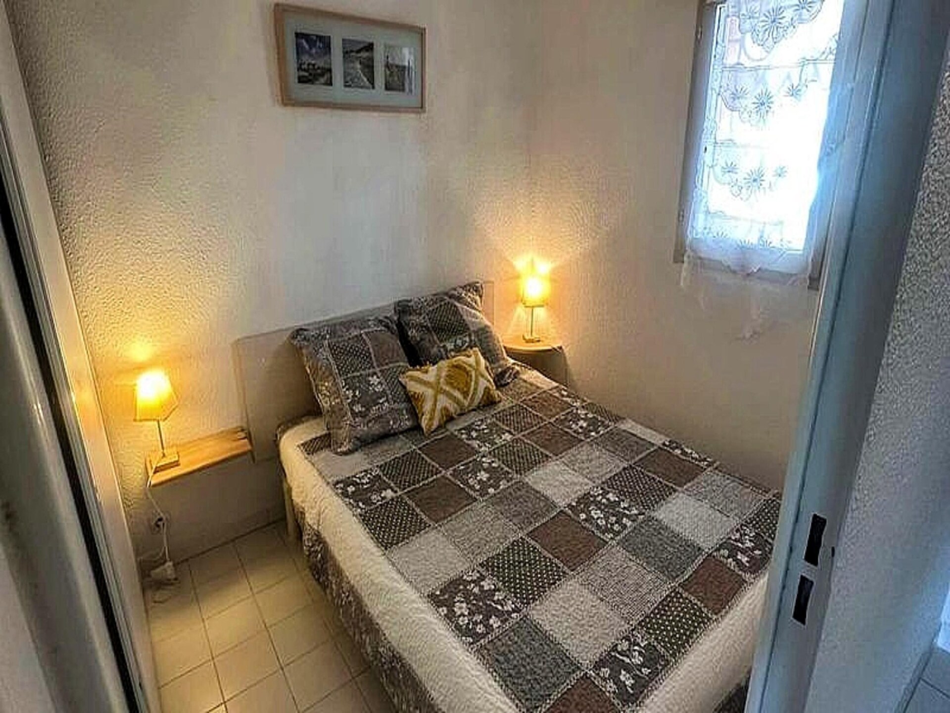 Appartement aan zee bij de haven van Coudoulière met zwembad - foto 17