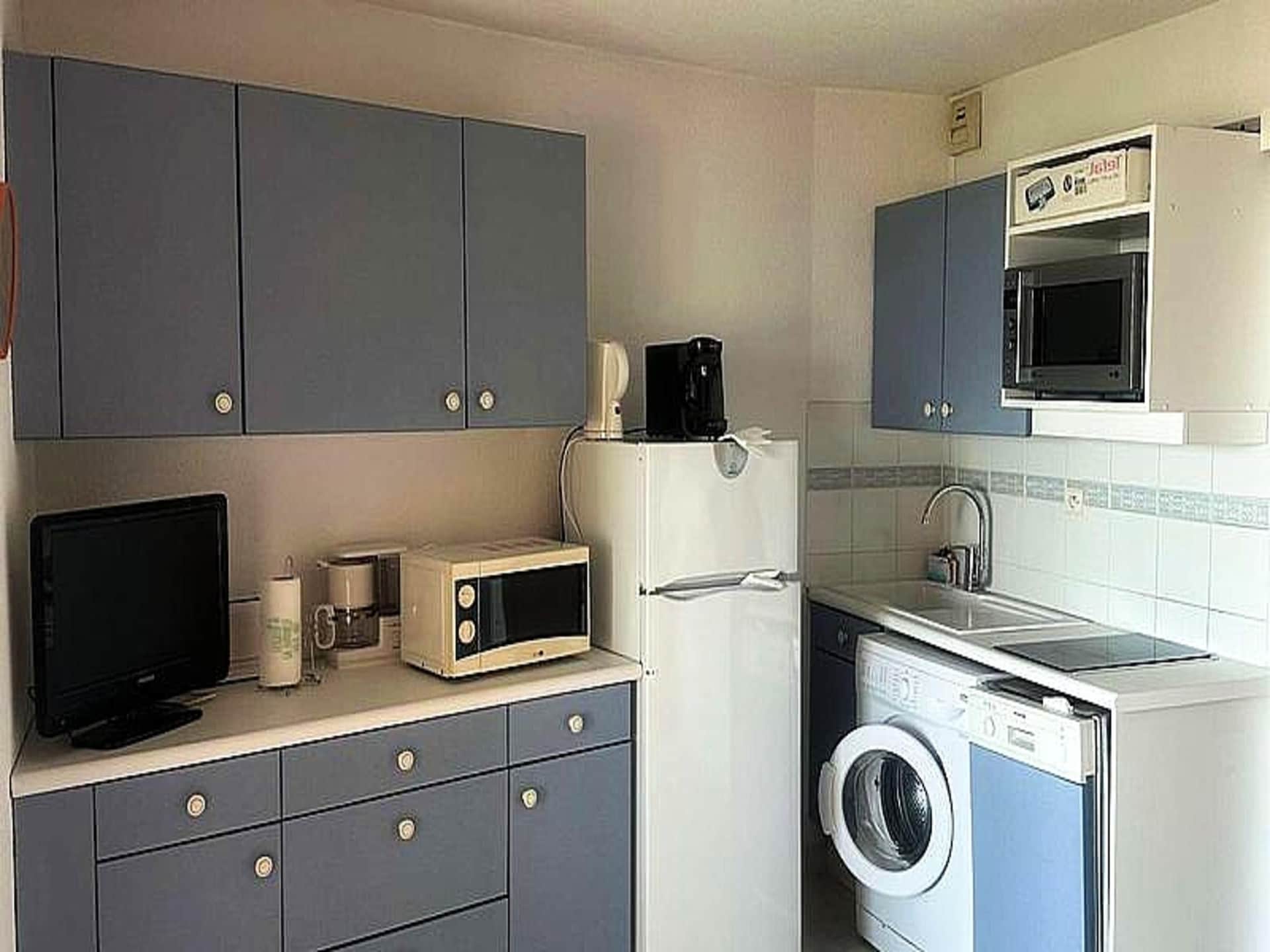 Appartement aan zee bij de haven van Coudoulière met zwembad - foto 5