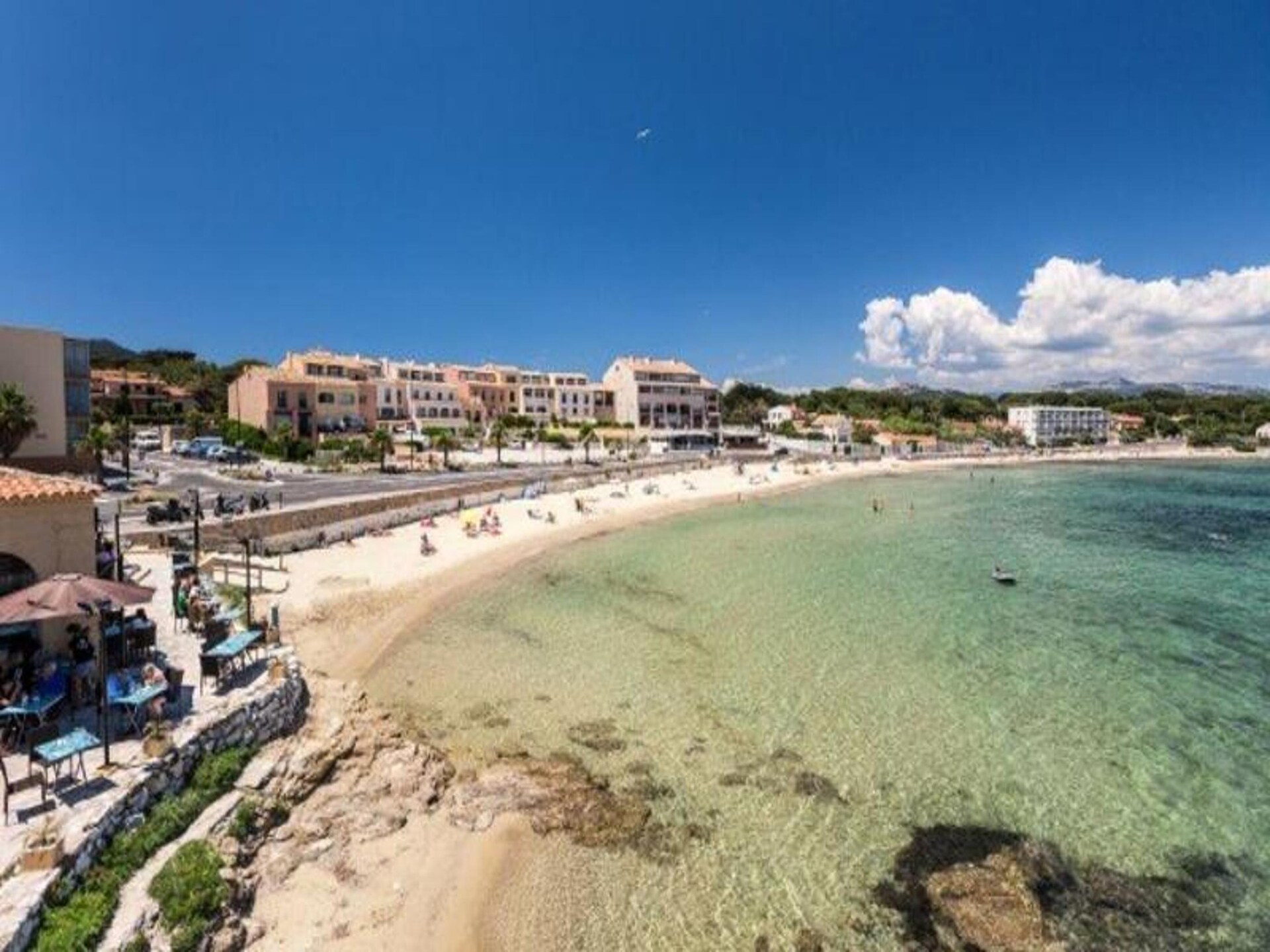 Licht appartement op loopafstand van strand in Six Fours les Plages - foto 22