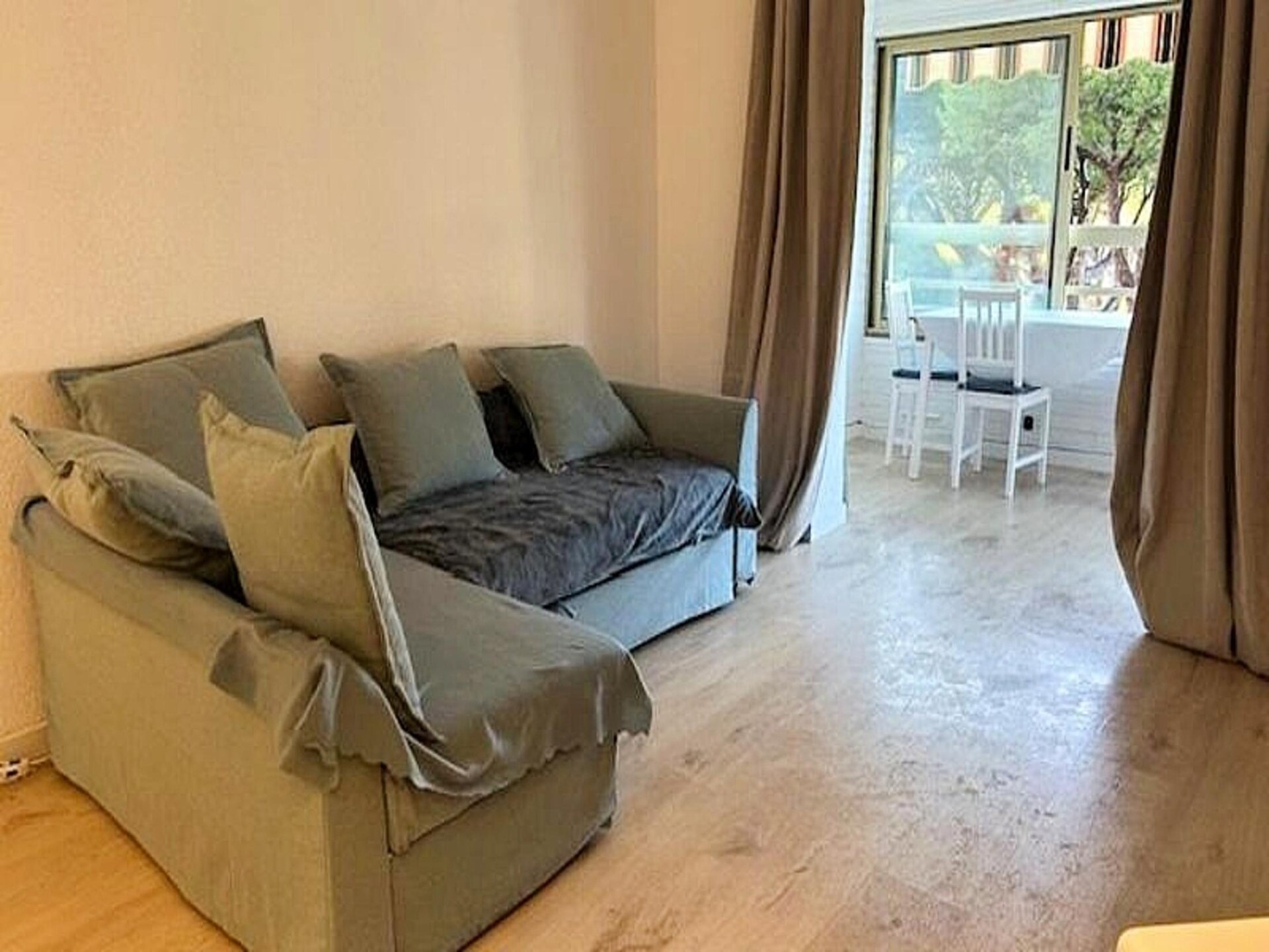Appartement met panoramisch zeezicht op 200m van het strand - foto 8