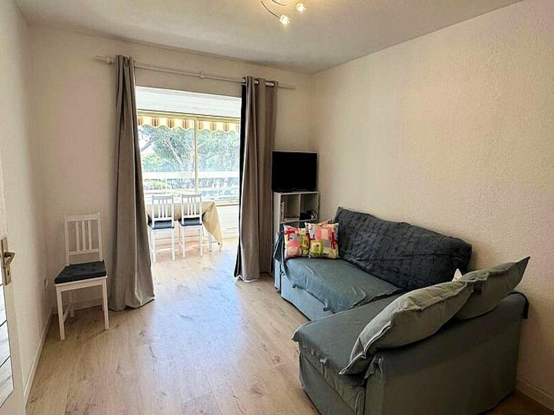 Appartement met panoramisch zeezicht op 200m van het strand - foto 19