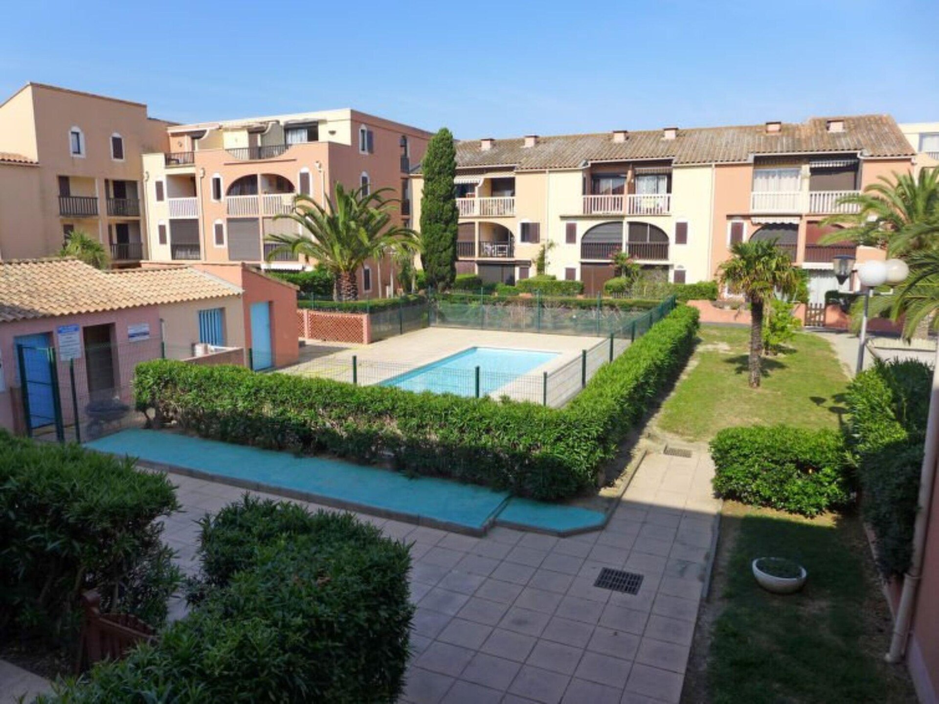 Appartement met panoramisch zeezicht op 200m van het strand - foto 27