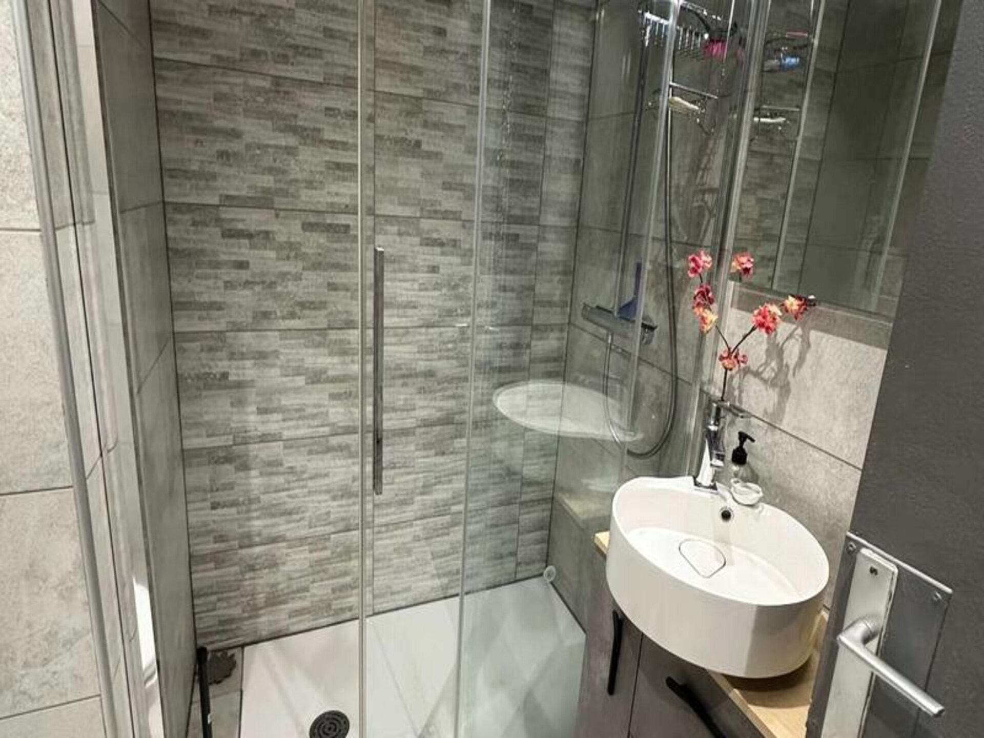 Licht appartement met privétuin en zwembad, op 100 meter van zee - foto 13