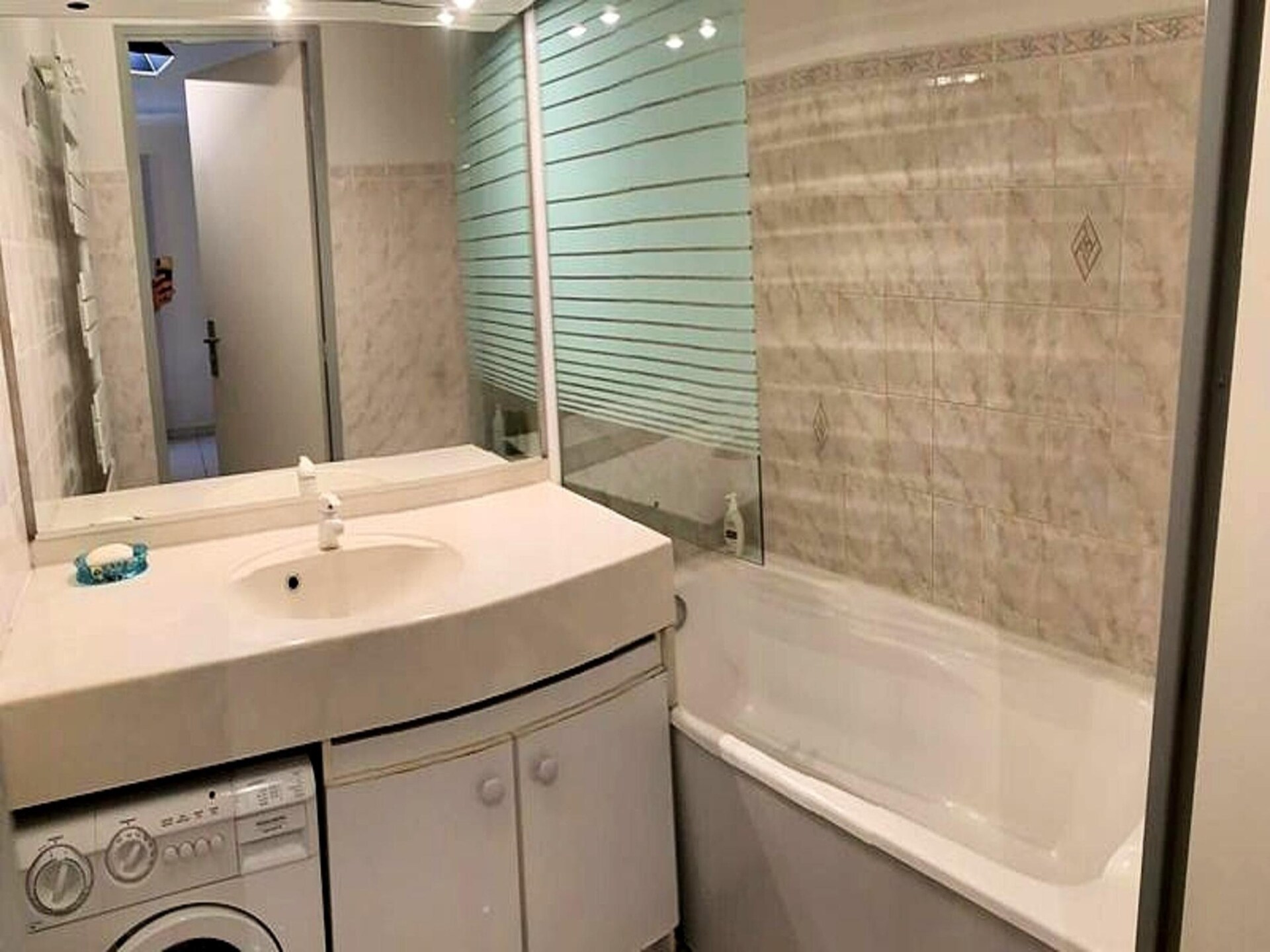 Licht appartement op 100 meter van zee in Six-Fours-les-Plages - foto 12