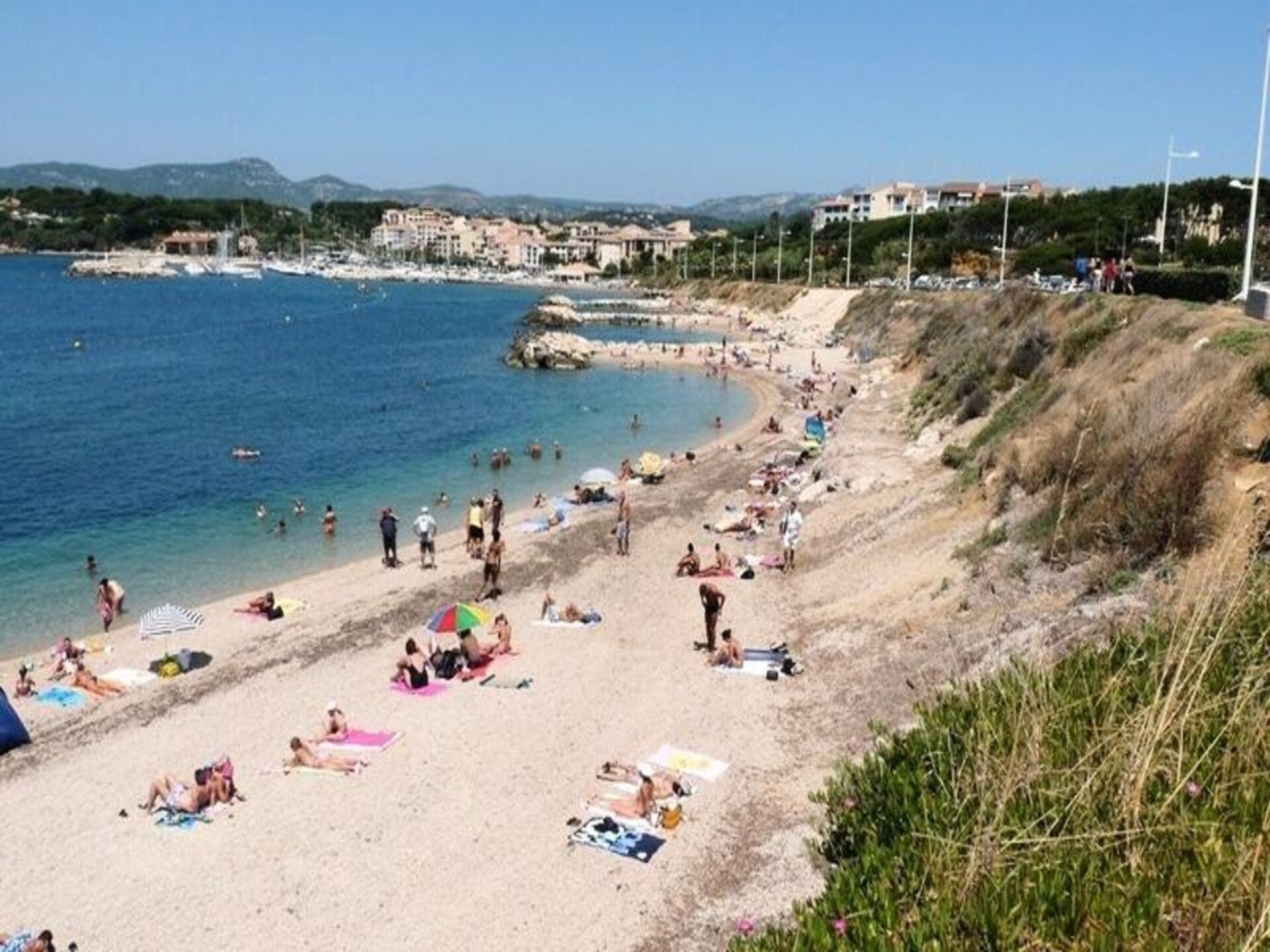 Appartement op 100 meter van zee met zonnig terras in Six-Fours-les-Plages - foto 11