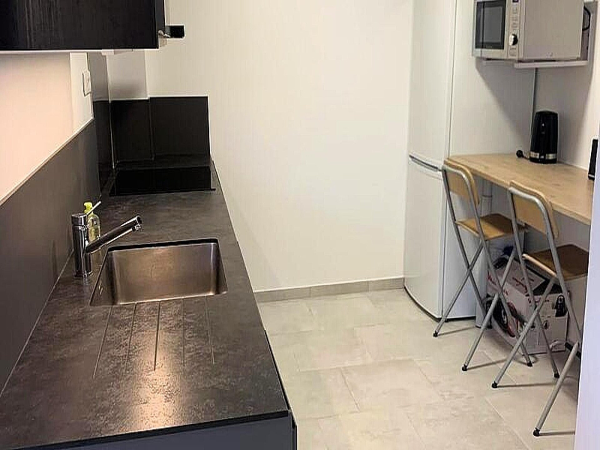 Ruim appartement voor 6 op 100m van zee met terras in Six Fours - foto 10