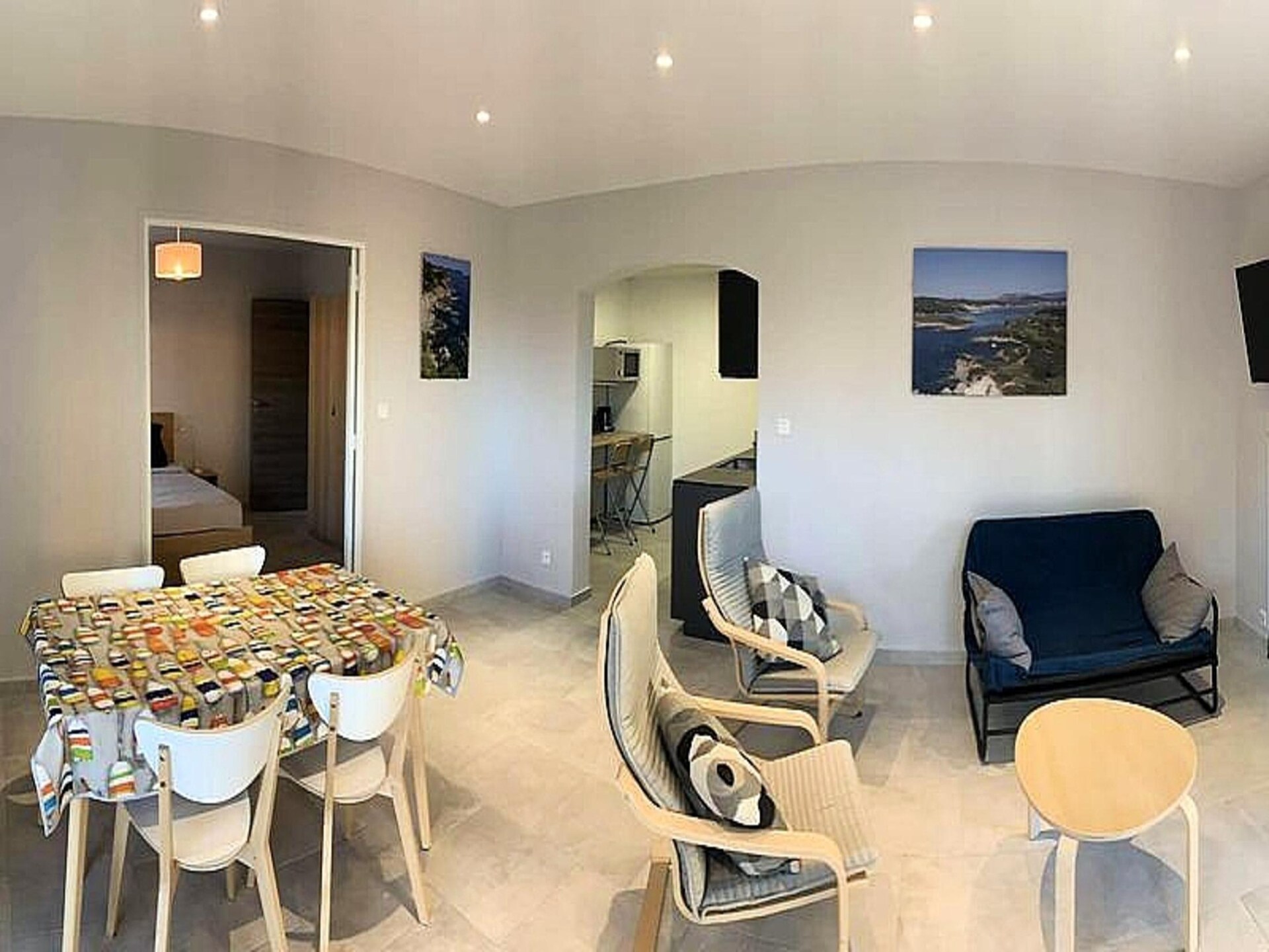 Ruim appartement voor 6 op 100m van zee met terras in Six Fours - foto 7