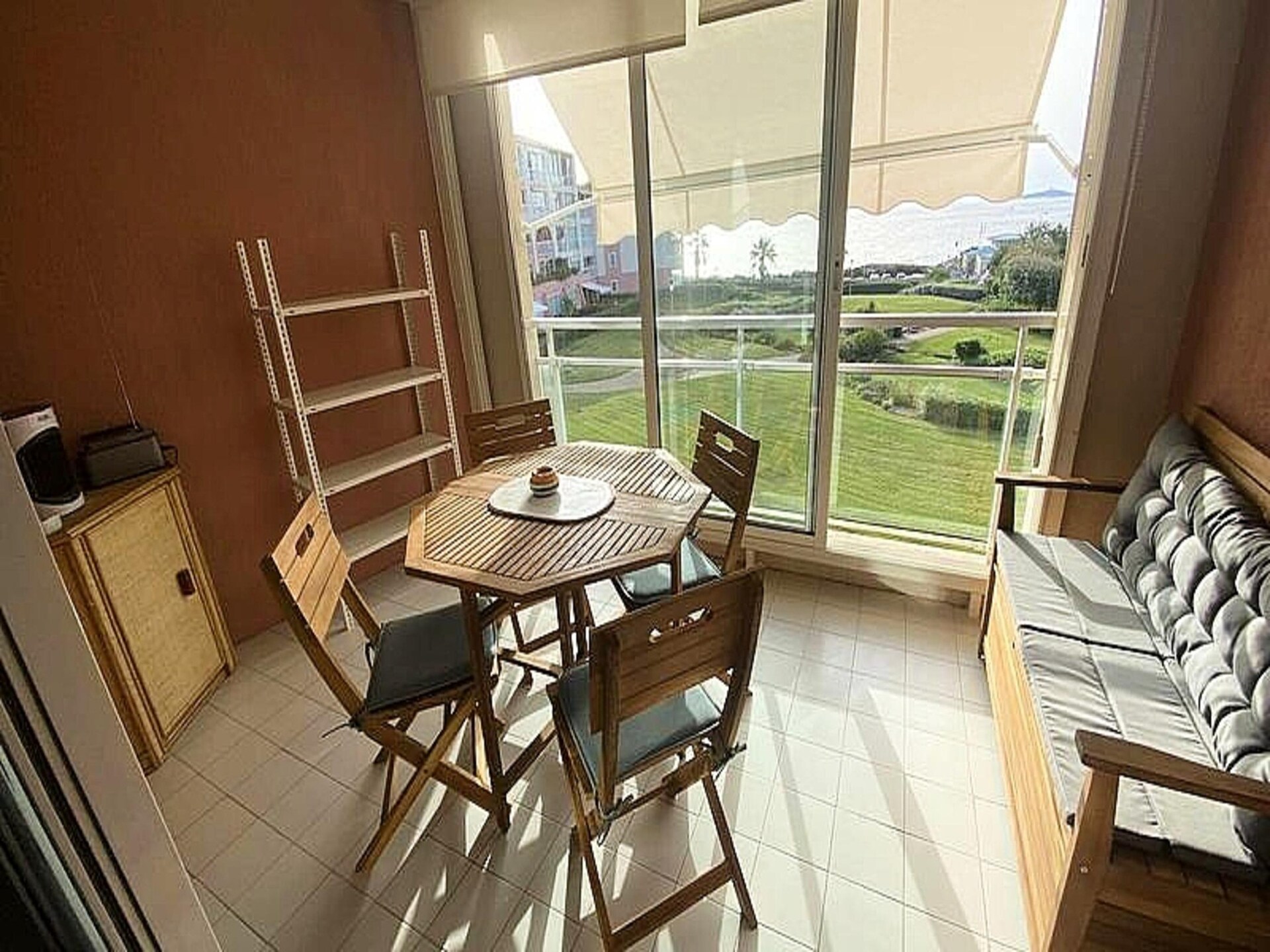 Appartement aan zee in Six Fours met uitzicht op de haven van Coudoulière - foto 10