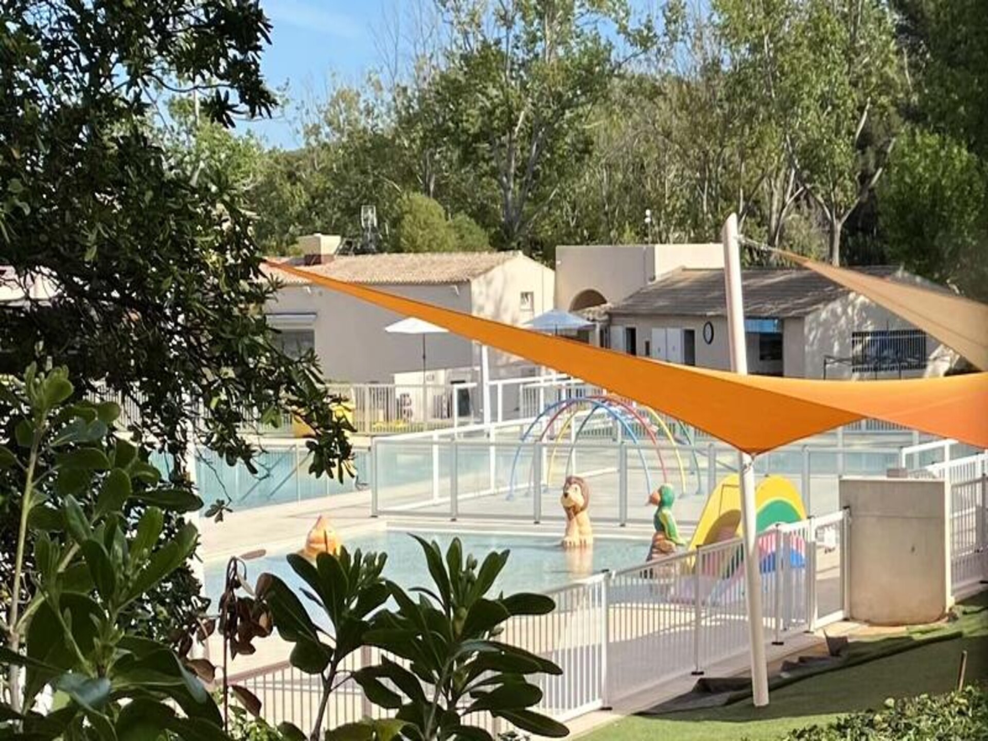 Knus appartement op 100 meter van zee in Six-Fours-les-Plages - foto 11