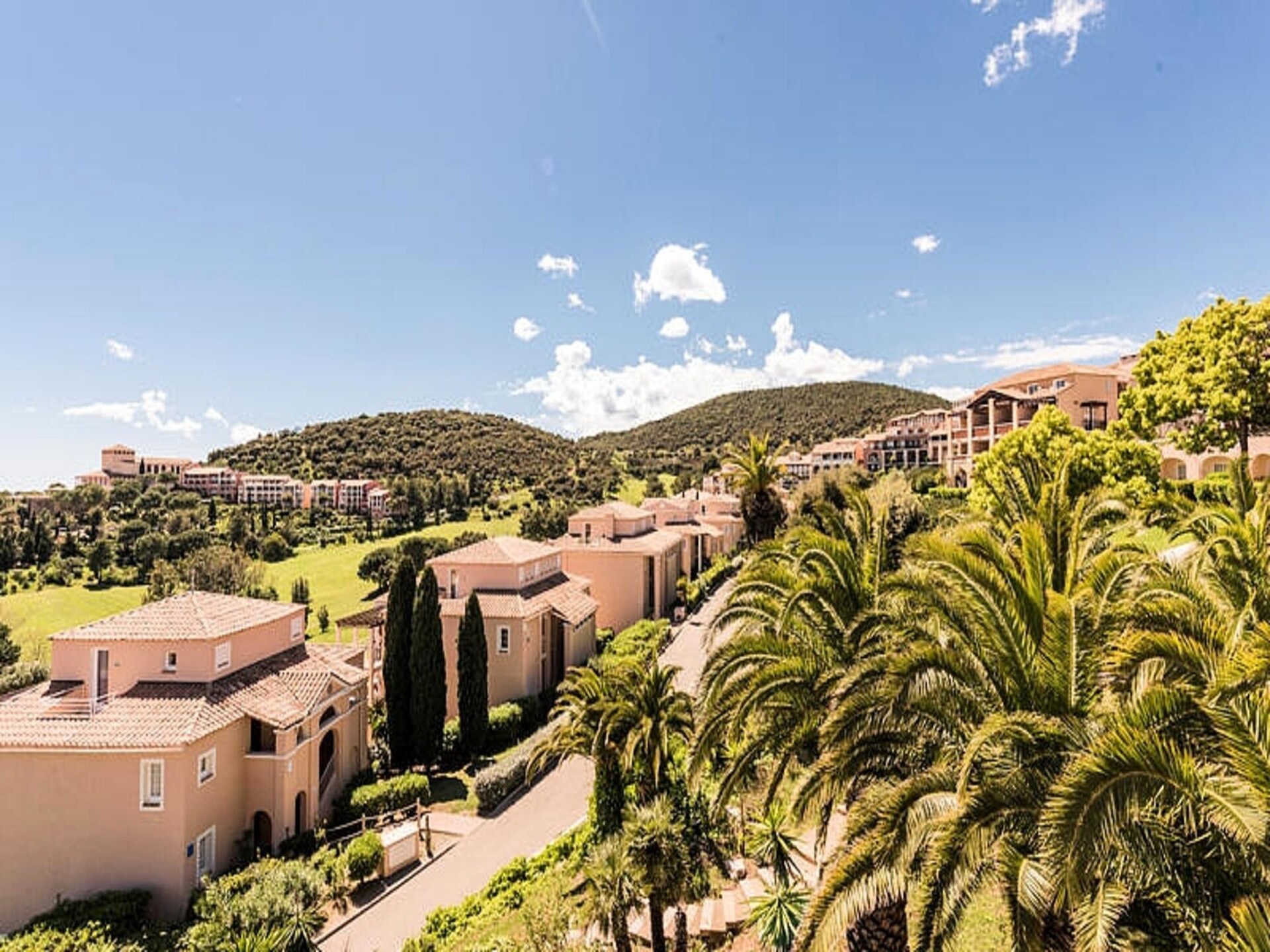 Panoramisch appartement voor 5 op het Côte d'Azur met zwembaden - foto 5