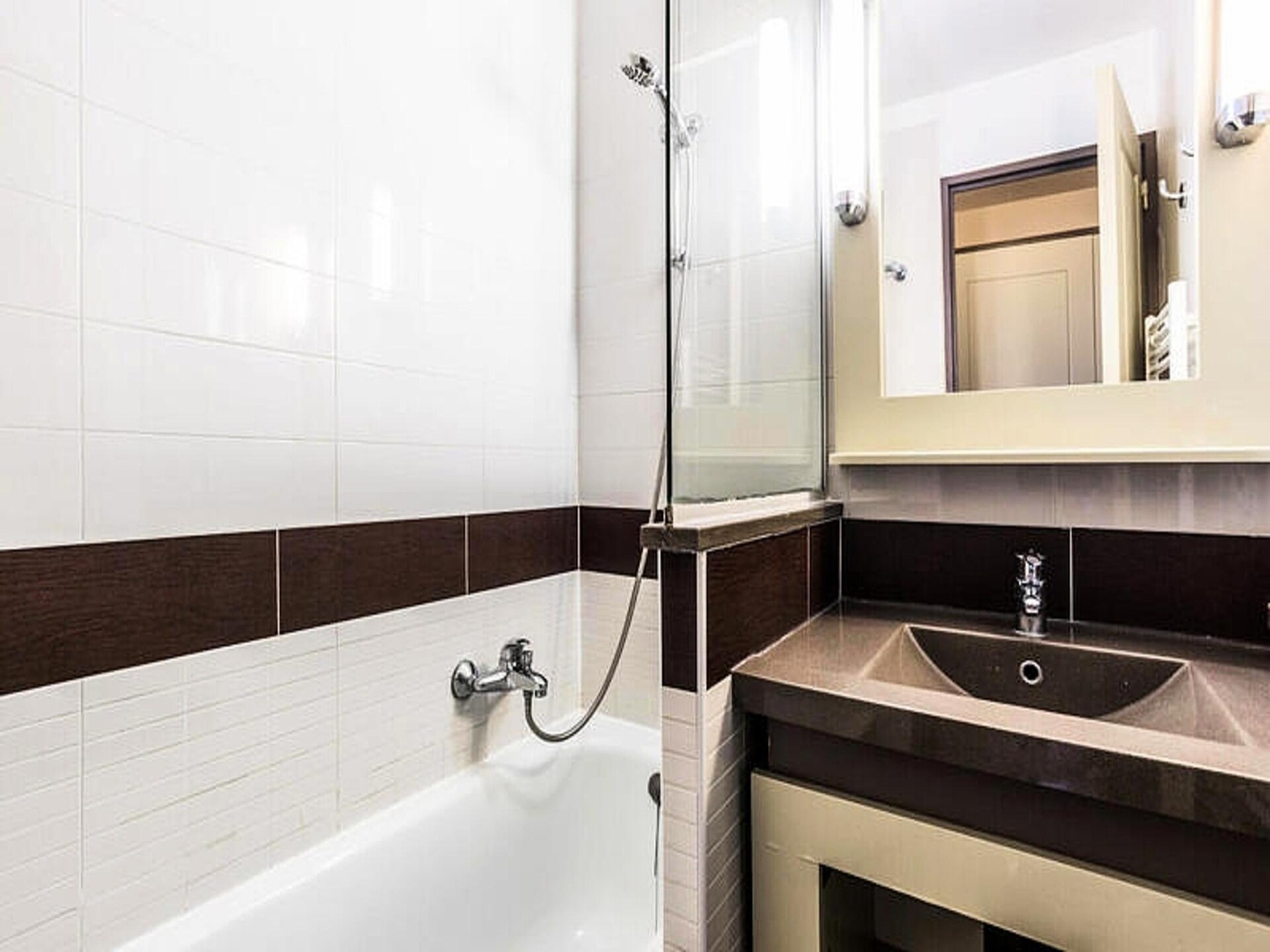 Panoramisch appartement voor 5 op het Côte d'Azur met zwembaden - foto 7