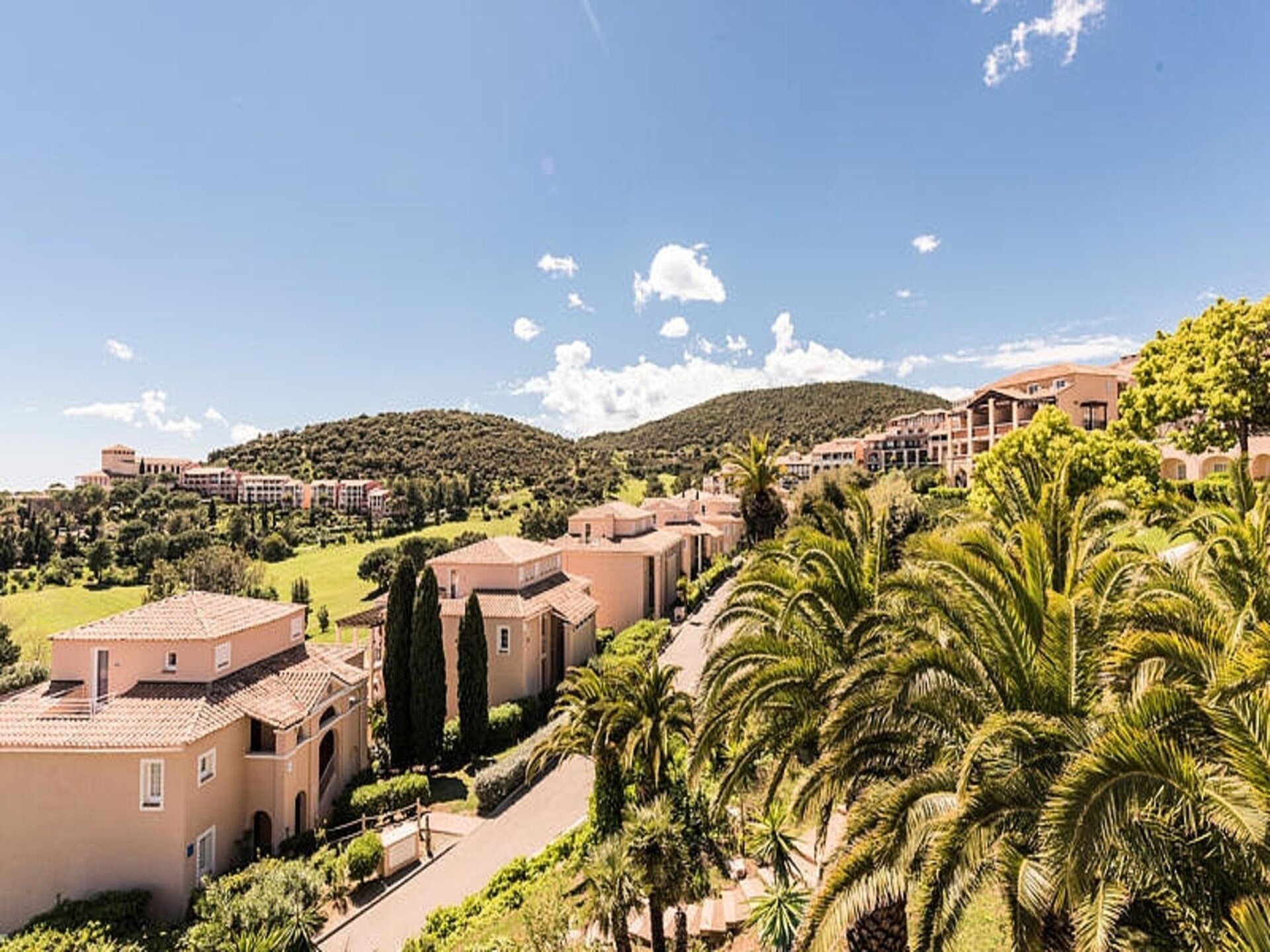 Knusse studio voor 5 aan de Côte d'Azur met zwembaden en zeezicht - foto 3