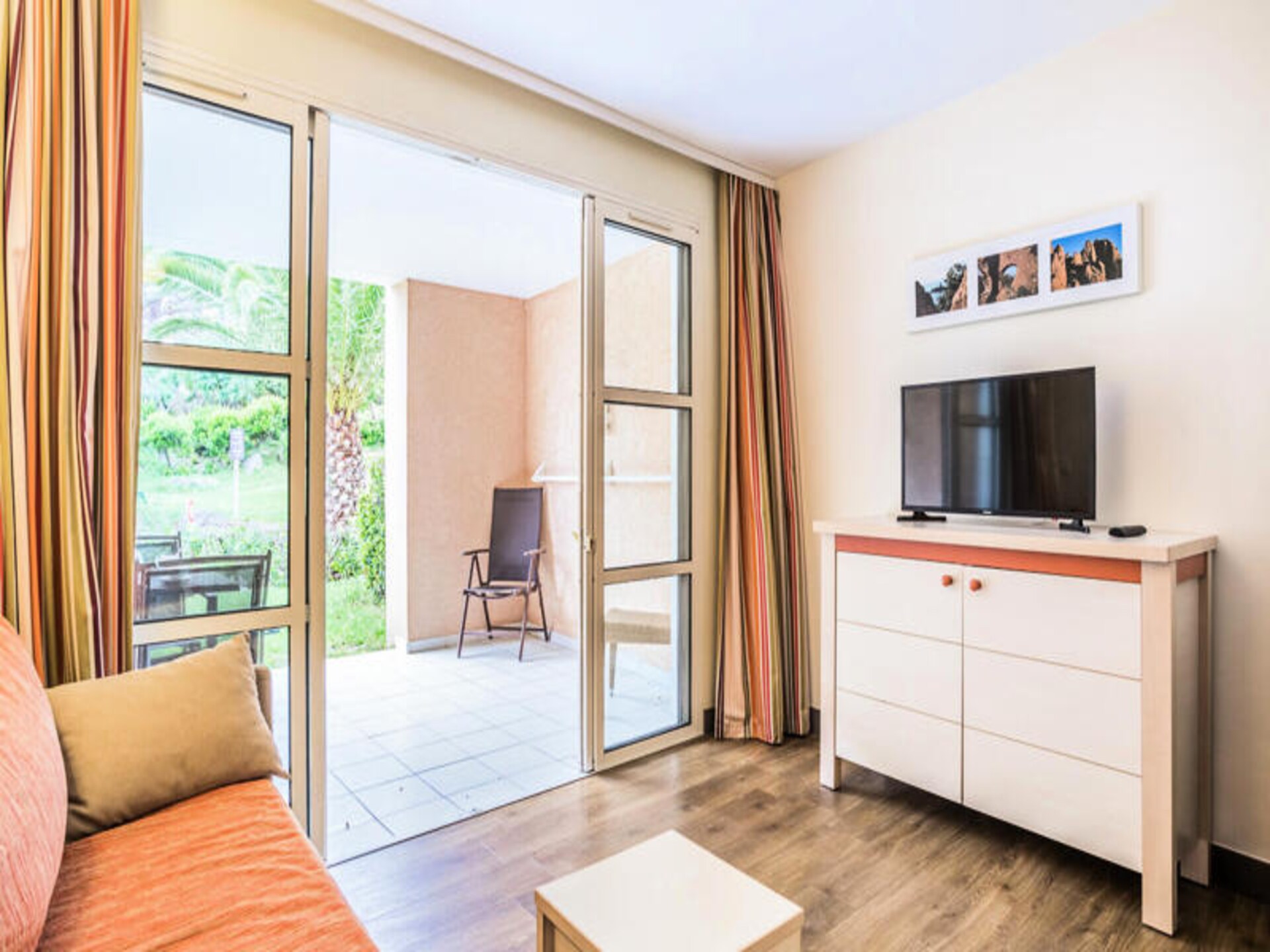 Knus studio-appartement nabij Saint-Raphaël met toegang tot zwembad - foto 8