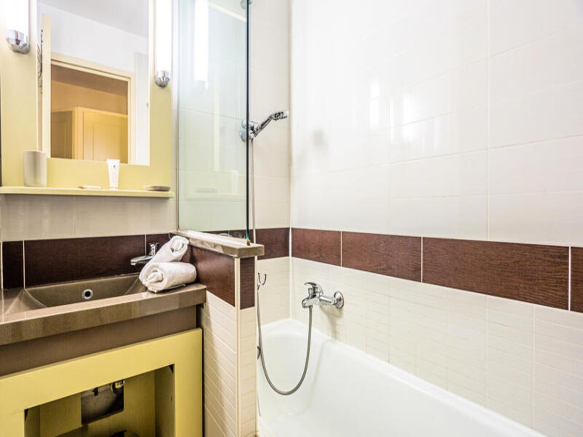 Knus studio-appartement nabij Saint-Raphaël met toegang tot zwembad - foto 10