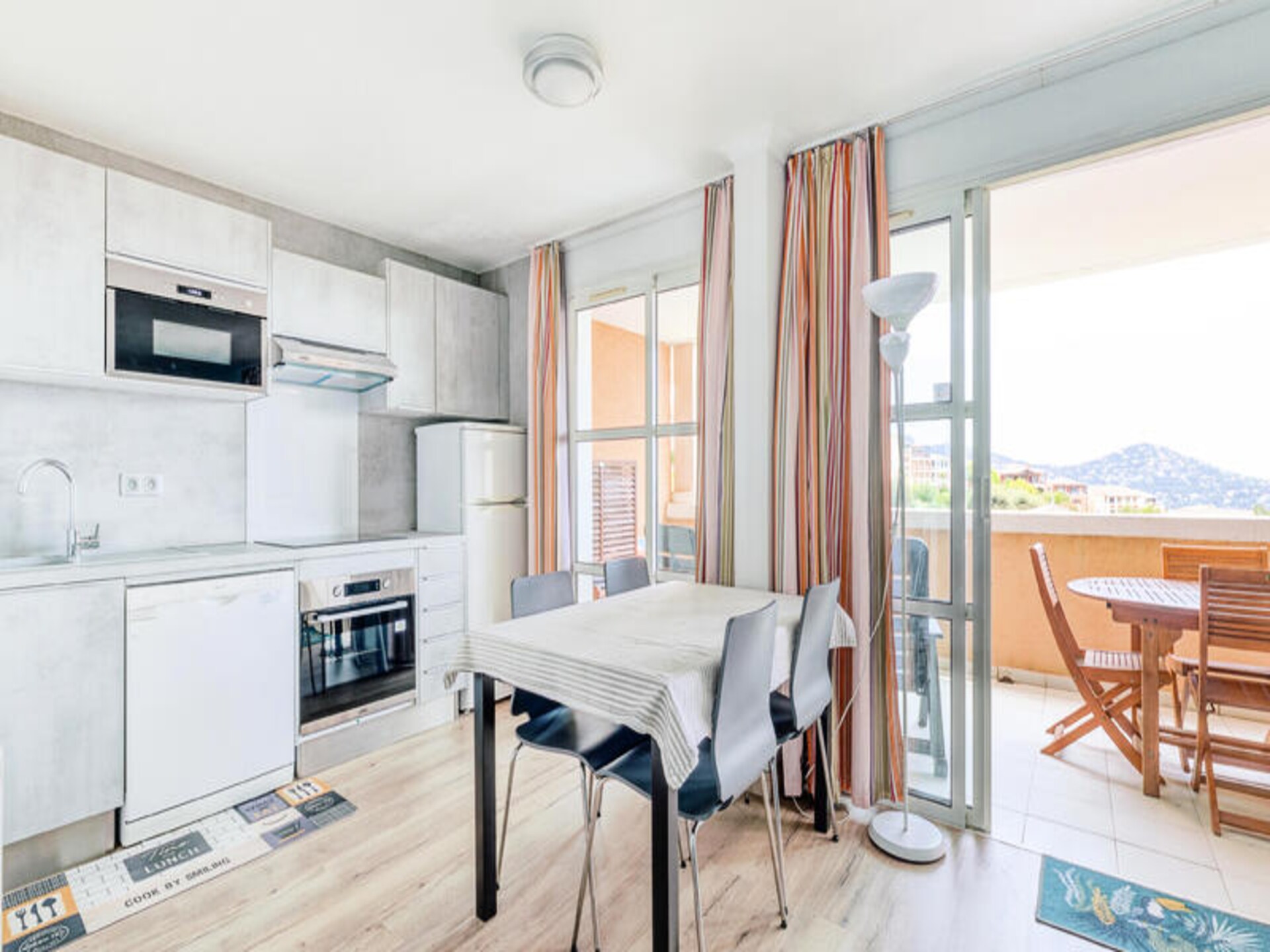 Knus appartement met zeezicht en overdekt terras in Saint-Raphaël - foto 16