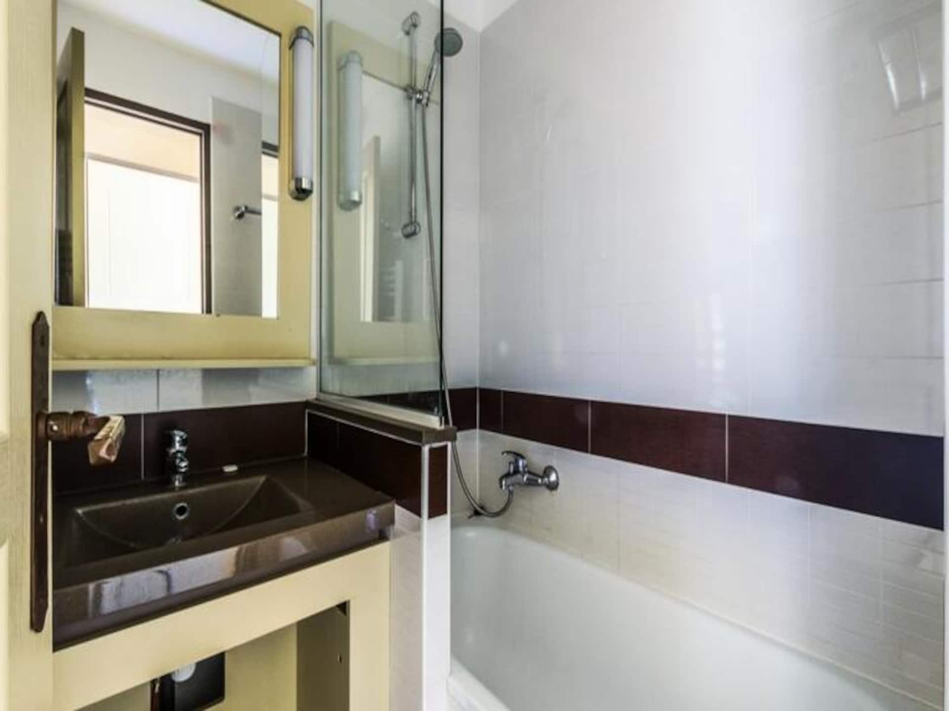 Licht hoekappartement met zeezicht en terras nabij Agay Bay - foto 20