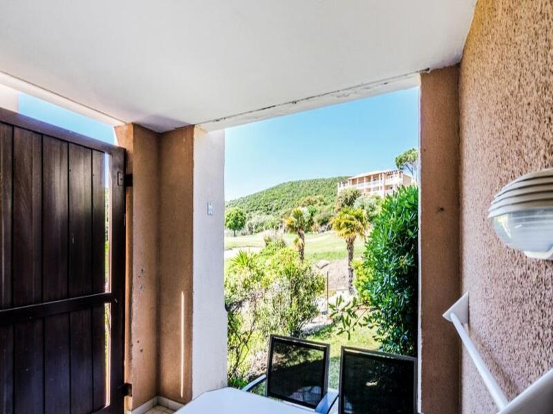 Knus appartement voor 5 aan de Côte d'Azur met tuinzicht en golfbaan - foto 20