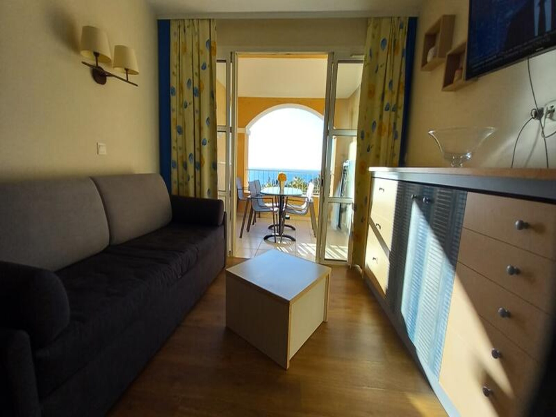 Zonnig appartement met zeezicht en zwembad op 1 km van het strand - foto 15